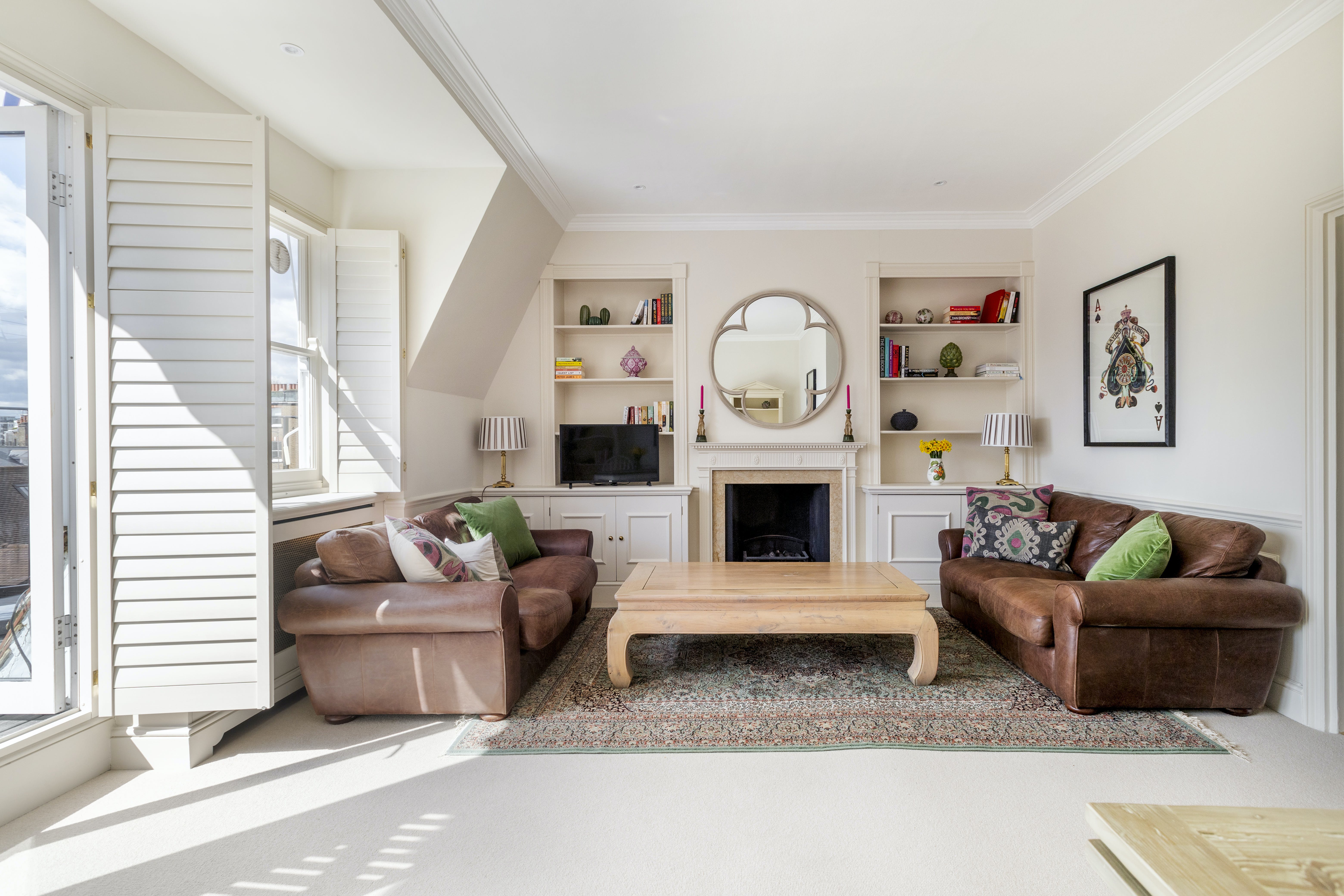 Villa Helm Fraulein Chelsea: Luxury 2-Bedroom Apartment with Spa and Balcony, Chelsea London