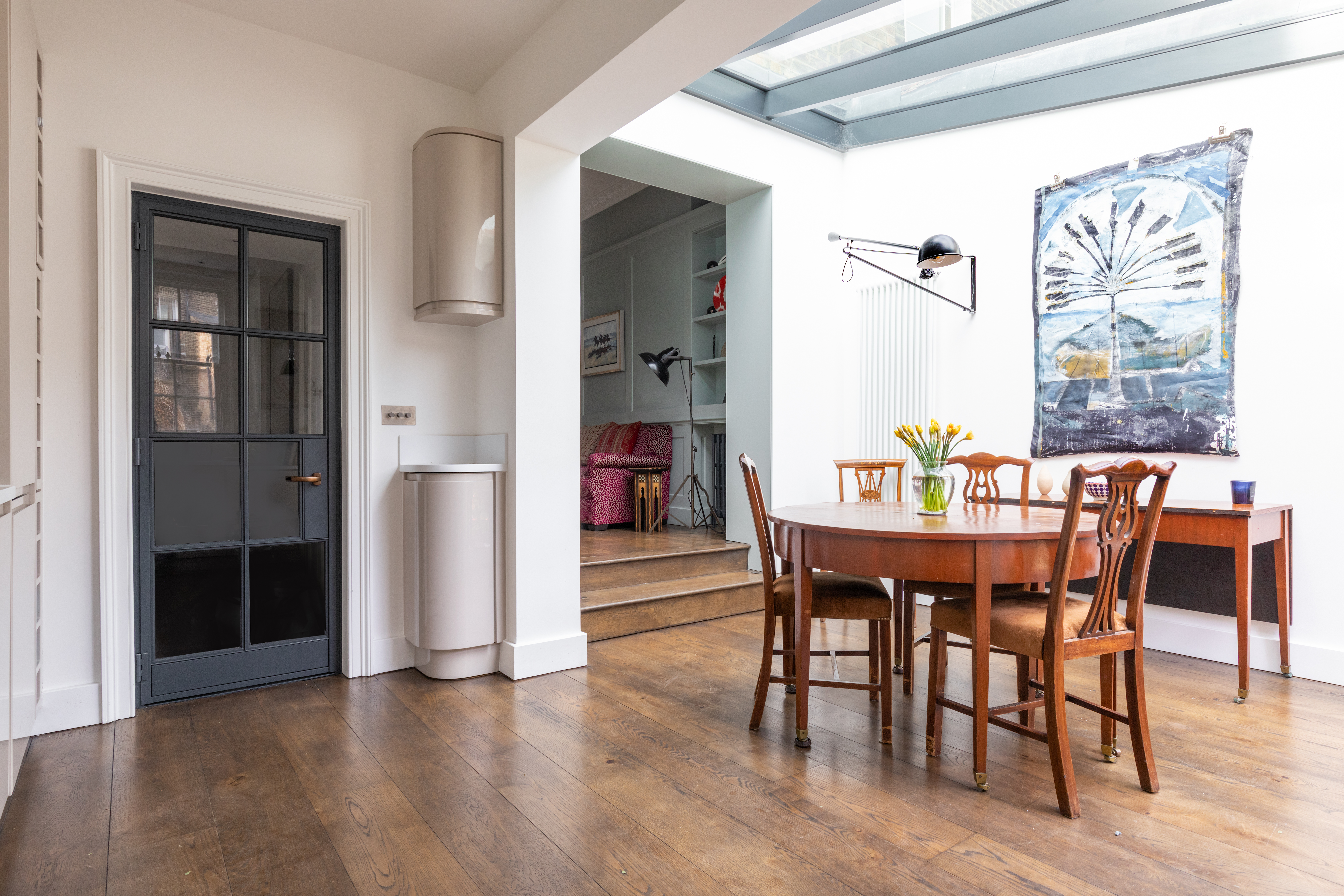Villa Helm Frazer Pimlico: Luxury 2-Bedroom Apartment with Private Garden and Family-Friendly Comforts, Pimlico London