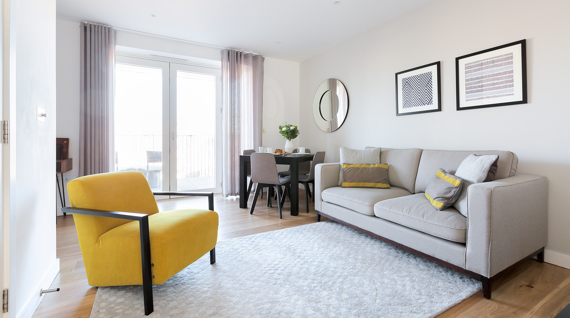 Villa Helm Gasholder Battersea: Luxury 2-Bedroom Apartment with Spa and Gym, Battersea London