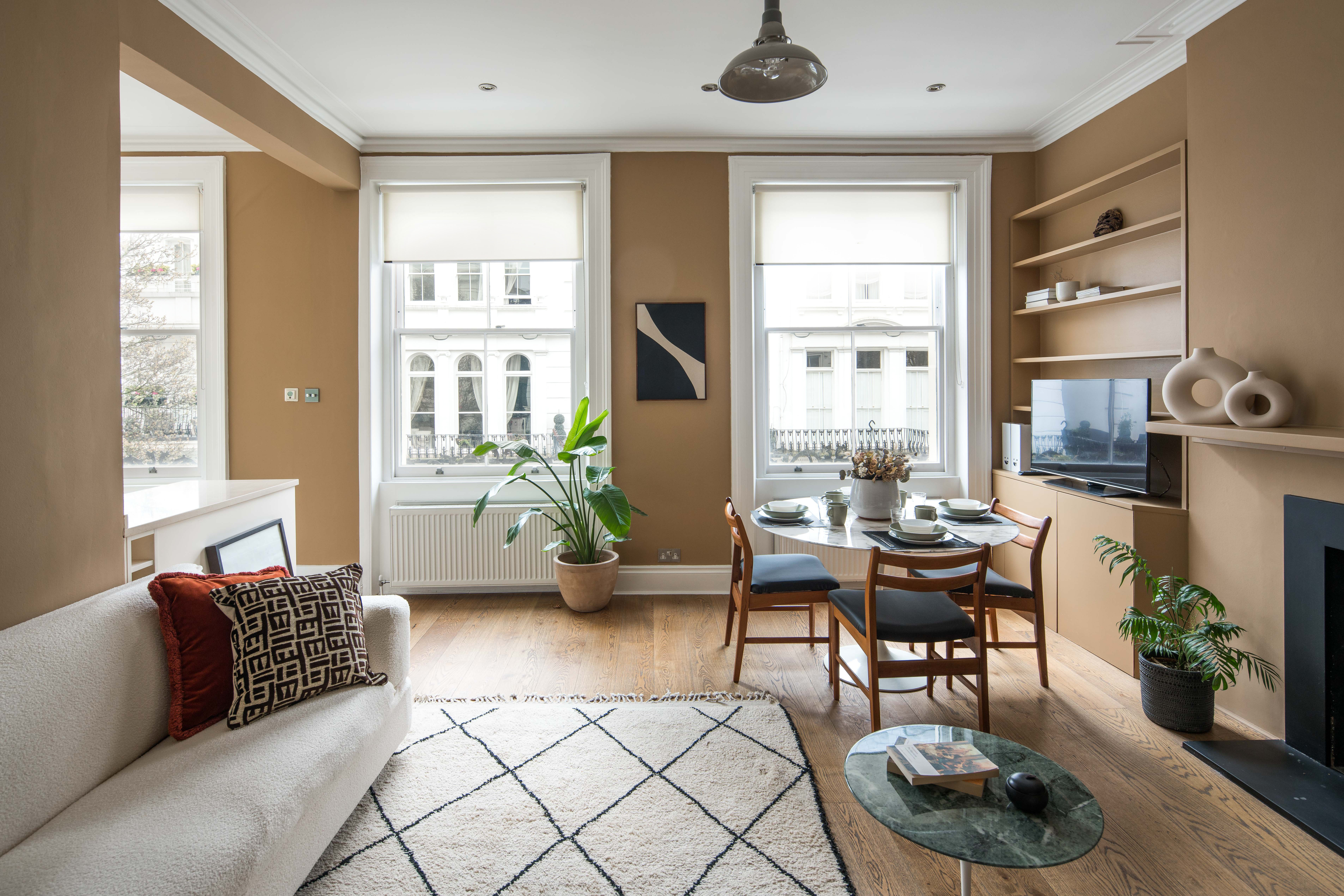 Villa Helm Gunnersbury Bayswater: Luxury 2-Bedroom Apartment with Spa and Parking, Bayswater London