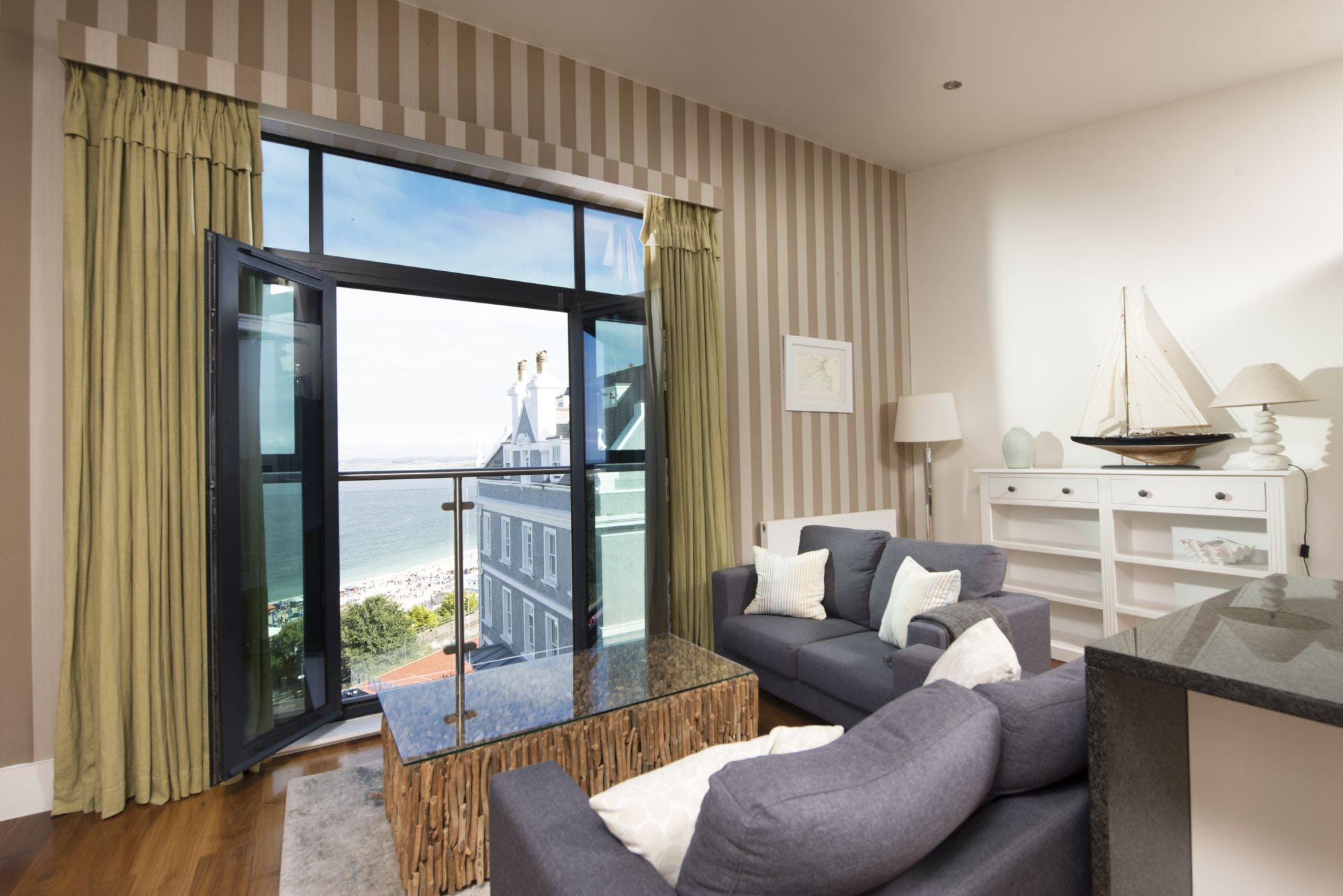Villa Helm Gwithian St Ives: Chic 2-Bedroom Apartment with Sea Views and Spa Access, St Ives Cornwall