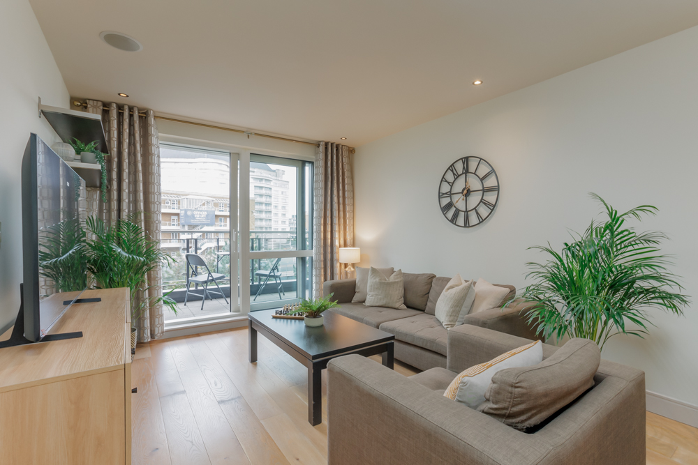 Villa Helm Hawker Chelsea: Luxury 1-Bedroom Apartment with Gym Access, Chelsea Harbour
