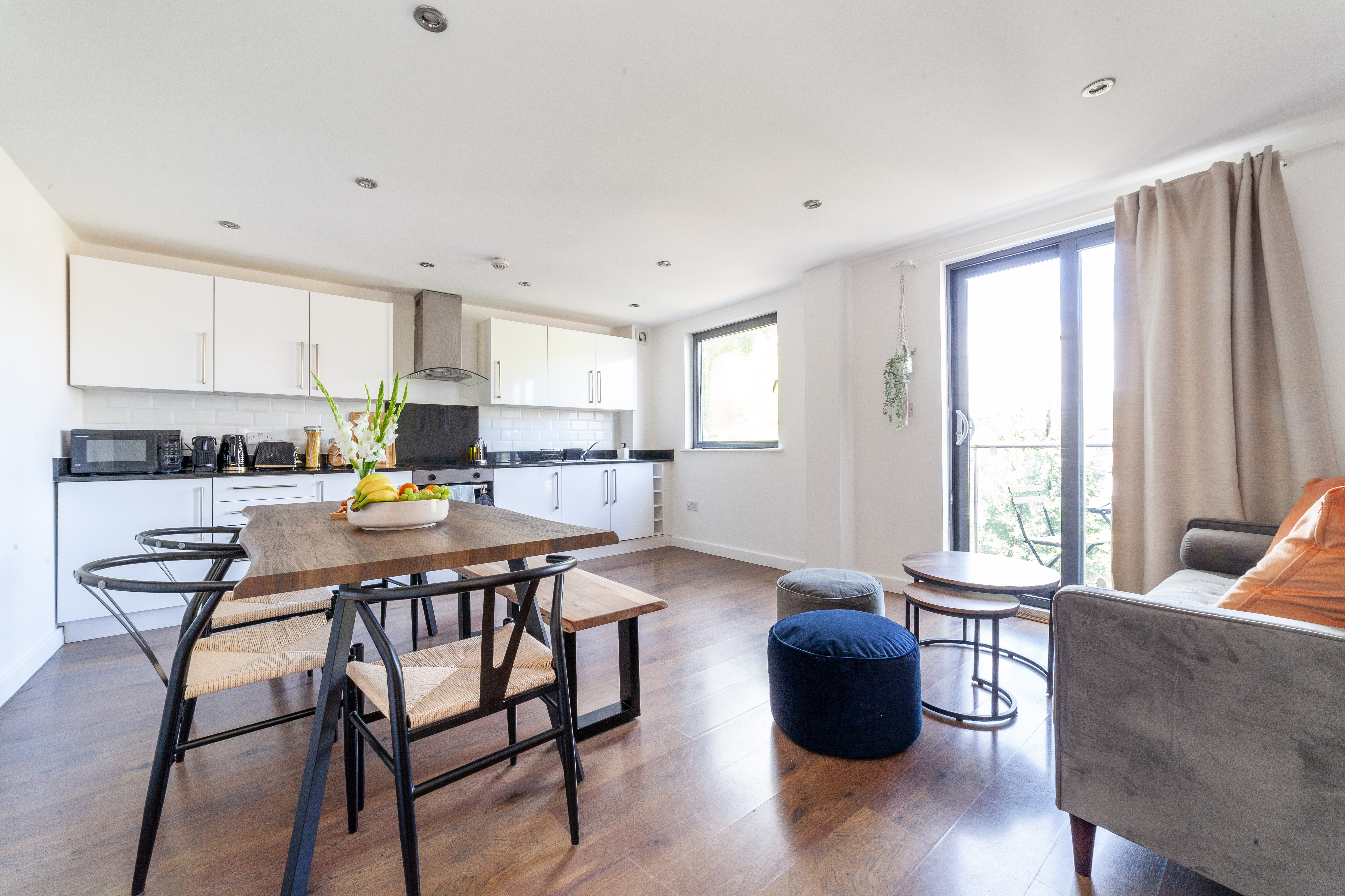 Villa Helm Hawthorne Hackney: Elegant 3-Bedroom Apartment with Spa Sauna in Hackney, London