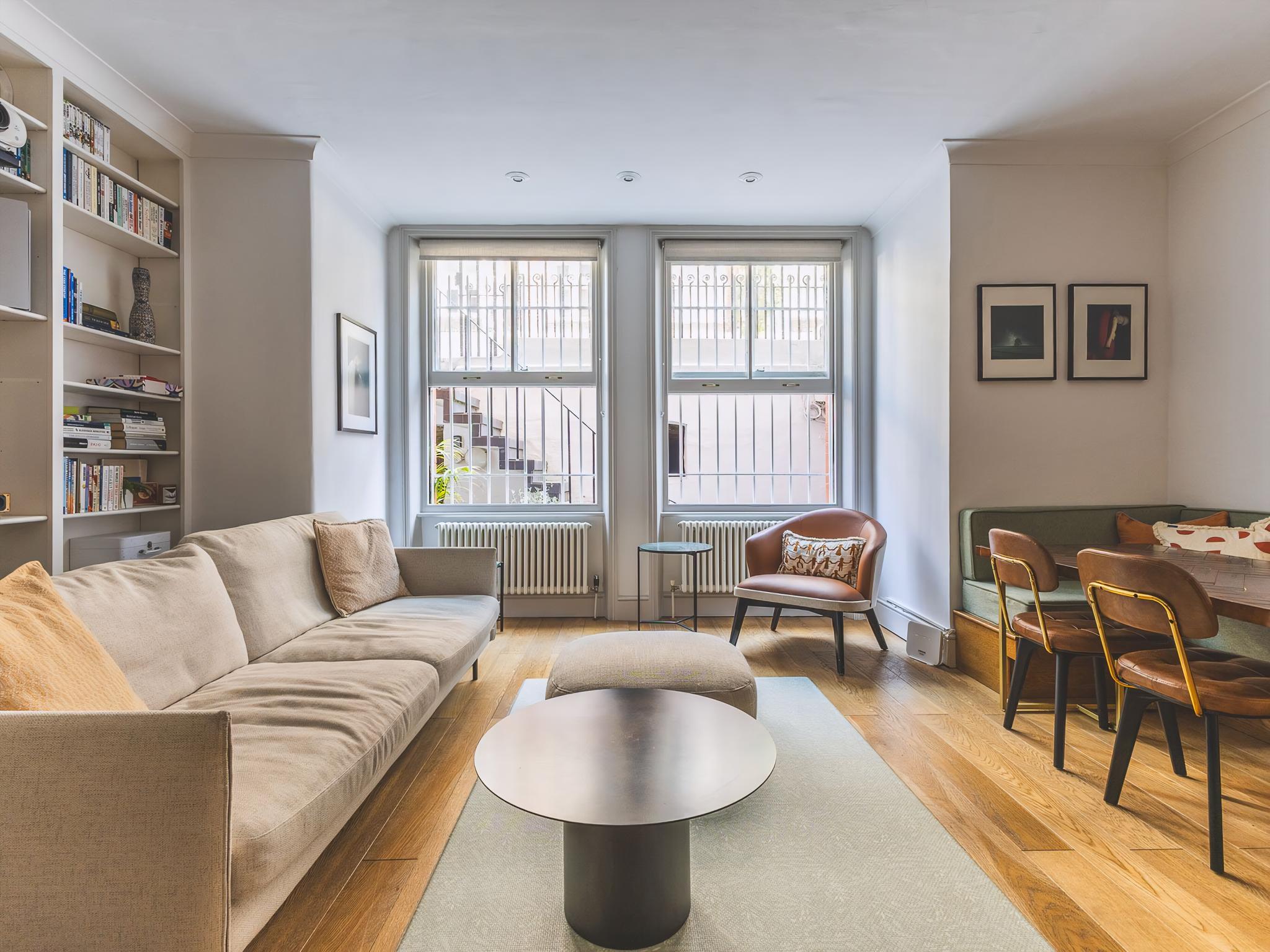 Villa Helm Heather Norland Bayswater: Luxury 2-Bedroom Apartment with Spa and Private Parking, Bayswater London