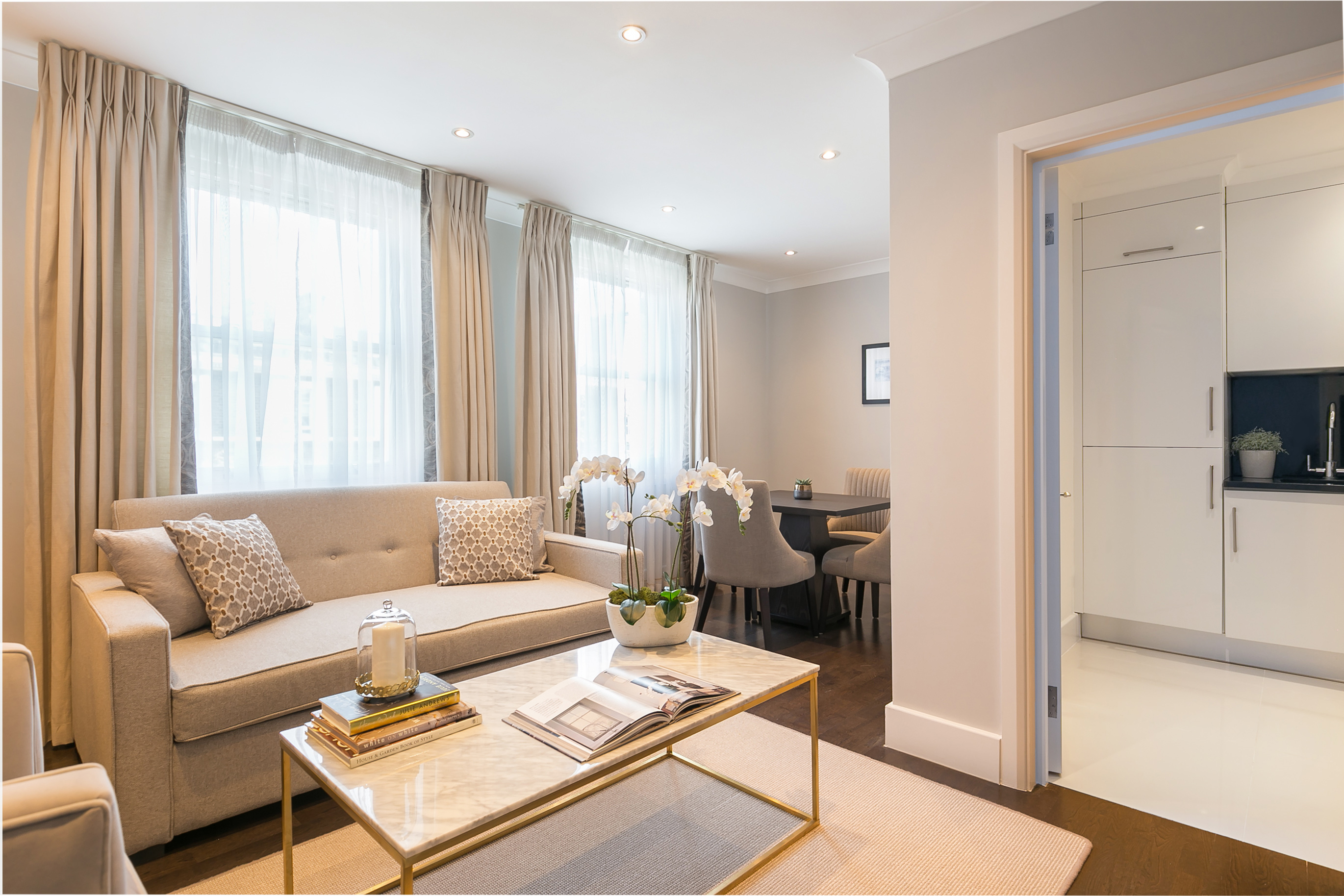 Villa Helm Pembridge Bayswater: Luxury 1-Bedroom Apartment with Spa and Concierge in Bayswater, London