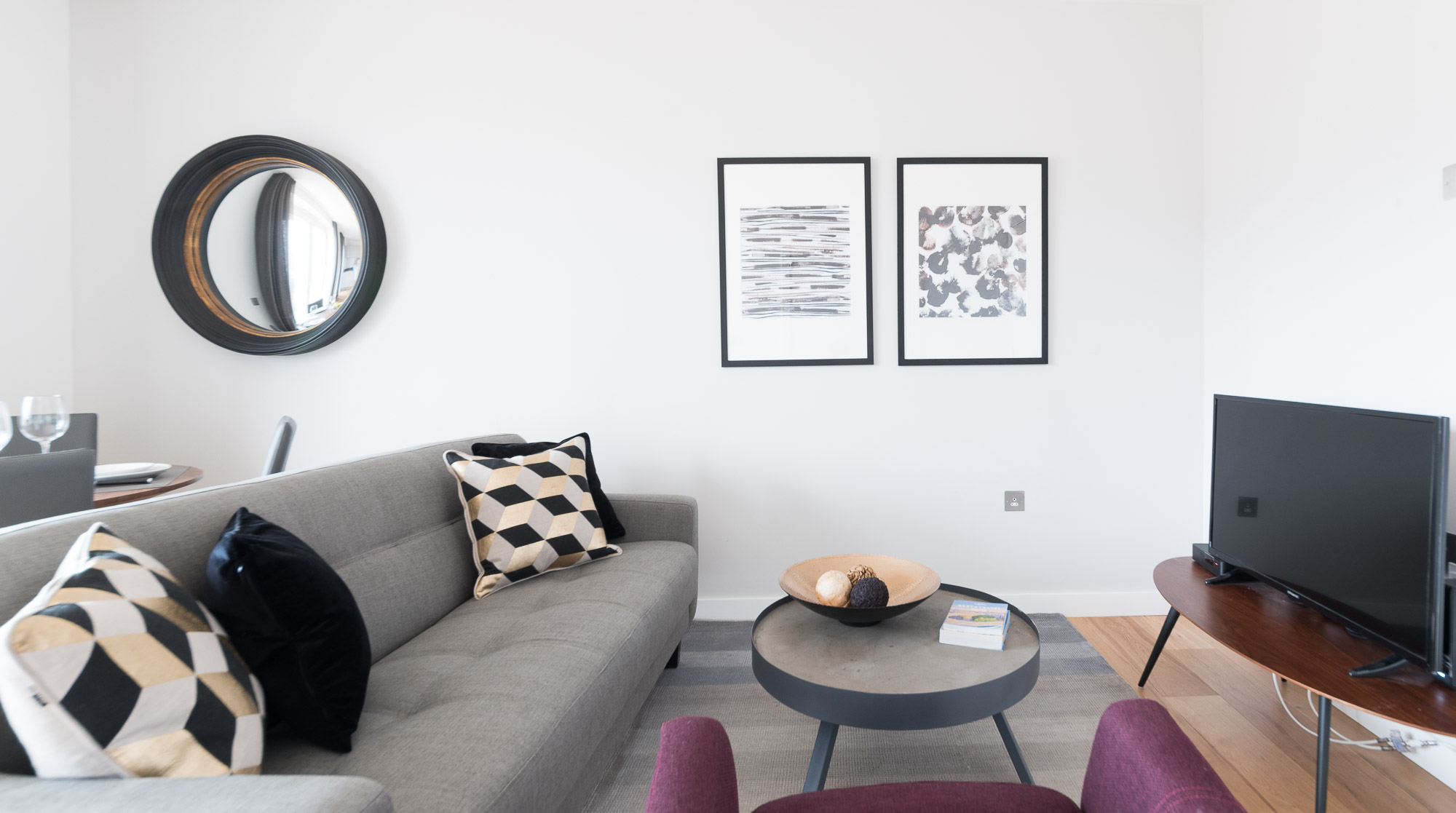 Villa Helm Rowan Battersea: Luxury 2-Bedroom Apartment with Spa and Gym, Battersea London