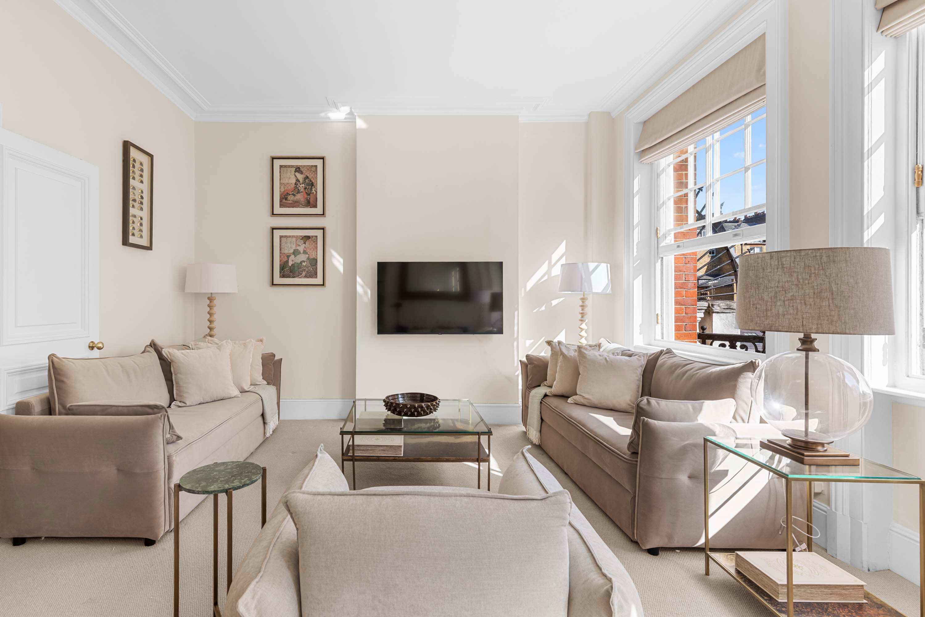 Villa Helm Rowan Belgravia London: Luxury 2-Bedroom Apartment with Private Parking in Belgravia London