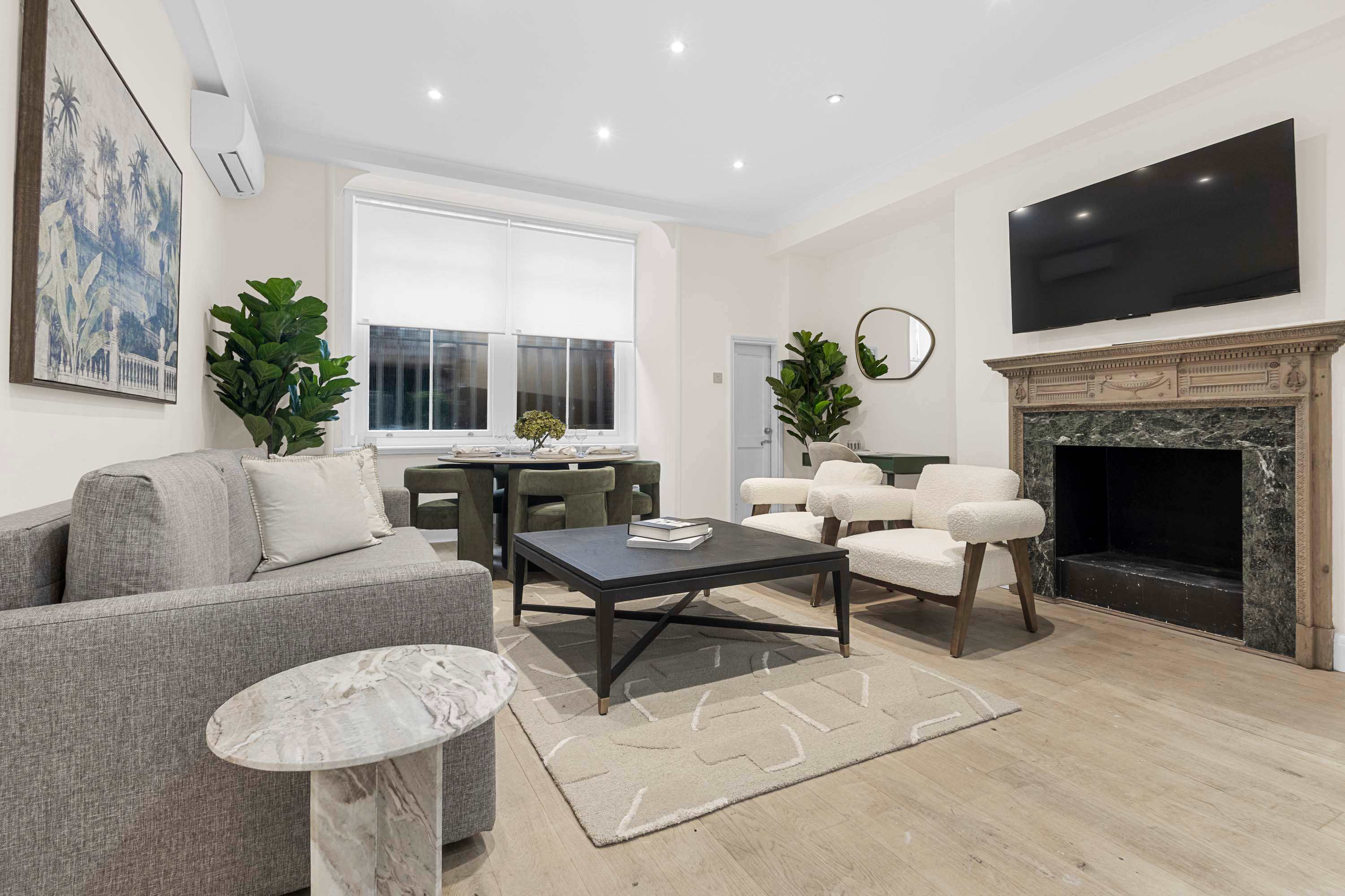 Villa Helm Rowan Chelsea: Luxury 1-Bedroom Apartment with Spa and Private Parking, Chelsea London