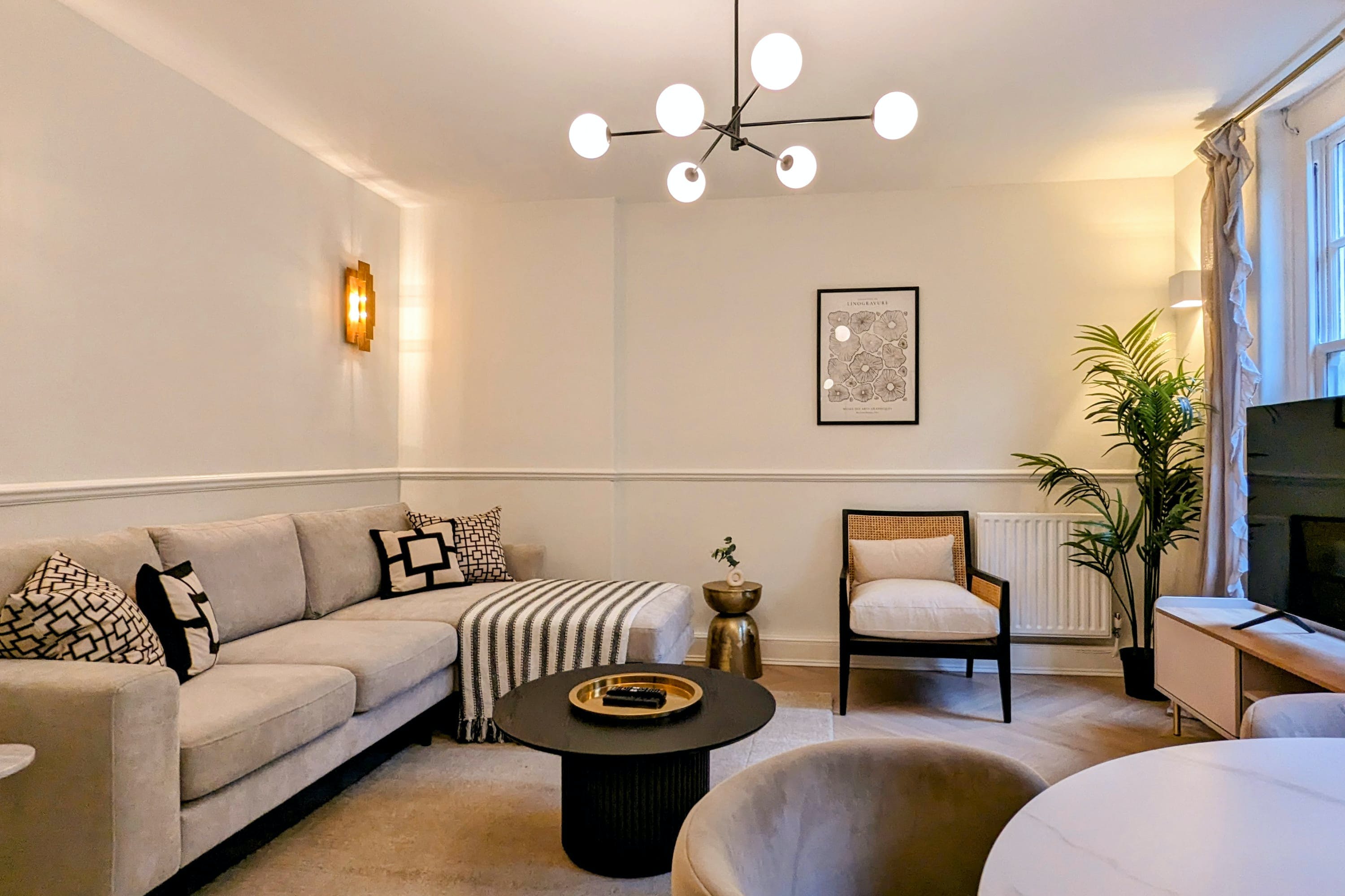 Villa Helm Rowan Clerkenwell: Luxury 2-Bedroom Apartment with Family-Friendly Features, Clerkenwell London