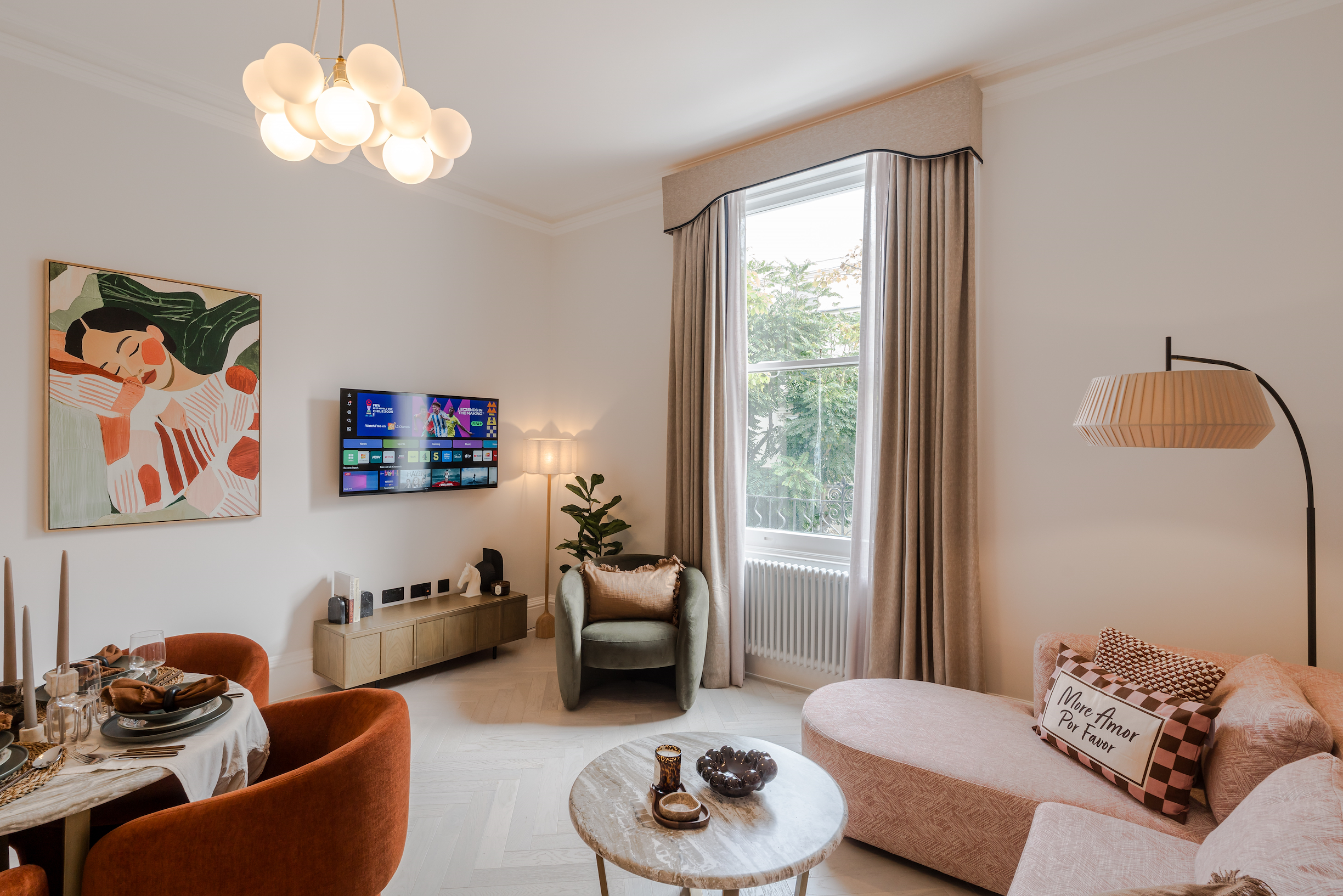 Villa Helm Rowan Nottinghill: Luxury 2-Bedroom Apartment with Spa and Private Parking, Notting Hill London