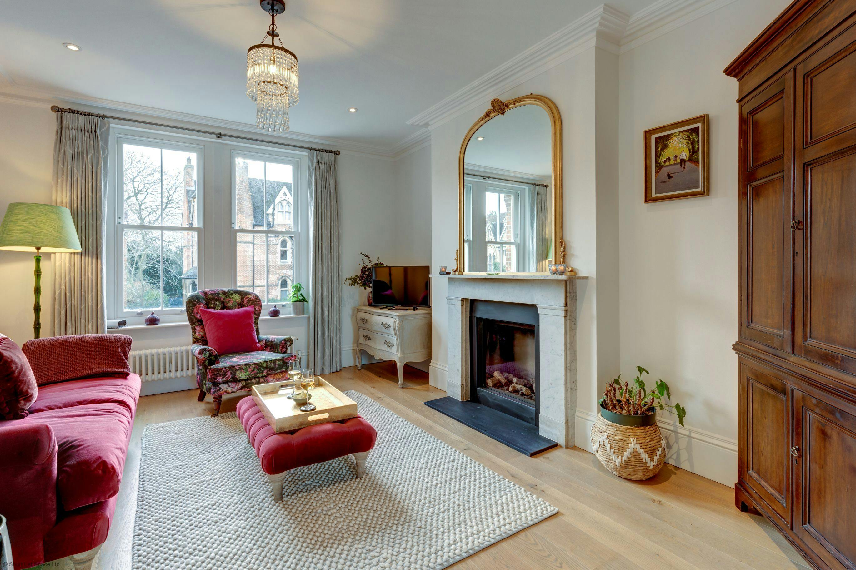 Villa Helm Rowan Oxford: Luxury 1-Bedroom Apartment with Spa and Family-Friendly Features, Oxford