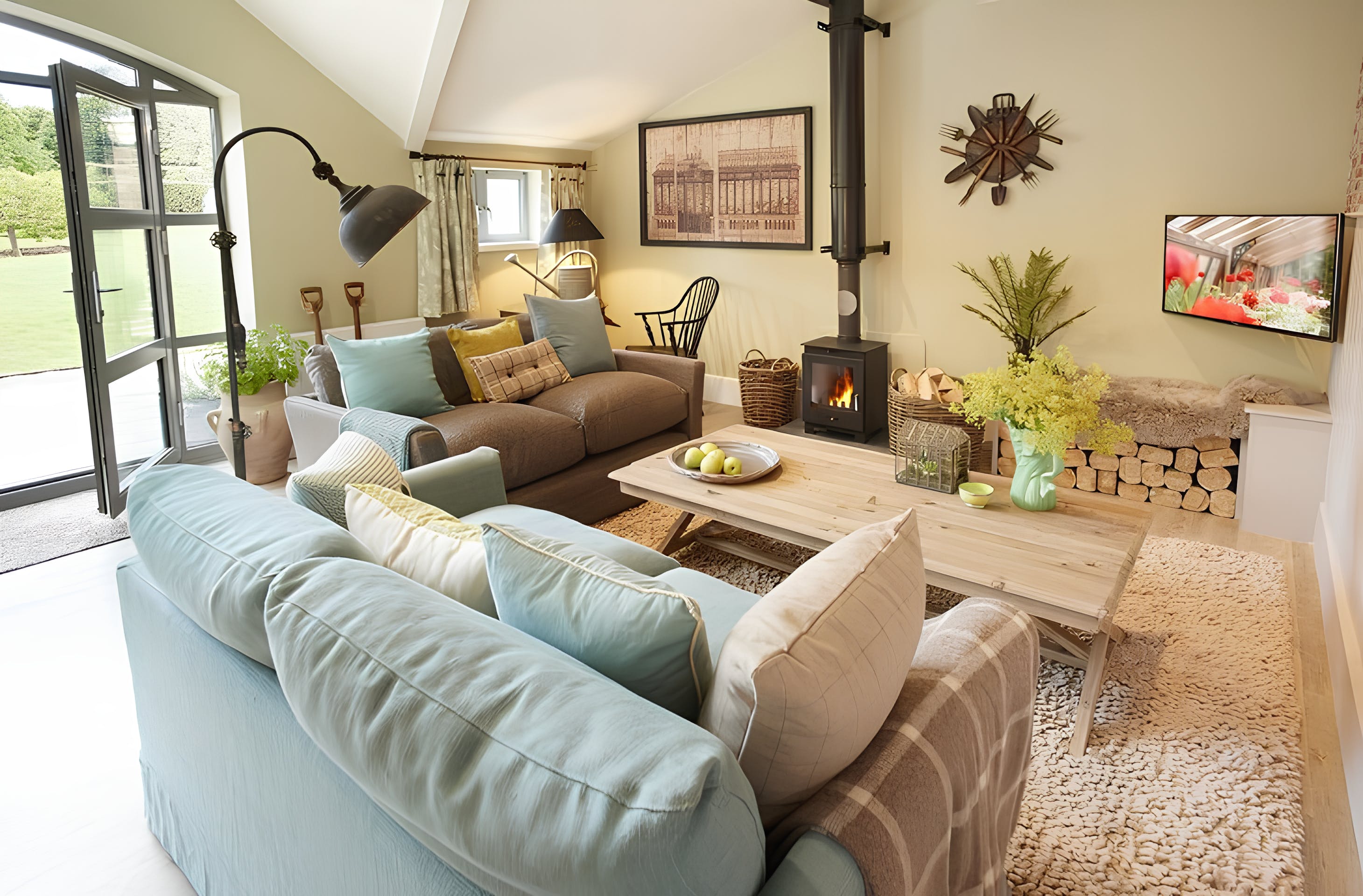 Villa Helm Rowan Stafford: Charming 1-Bedroom Apartment with Private Parking in Staffordshire