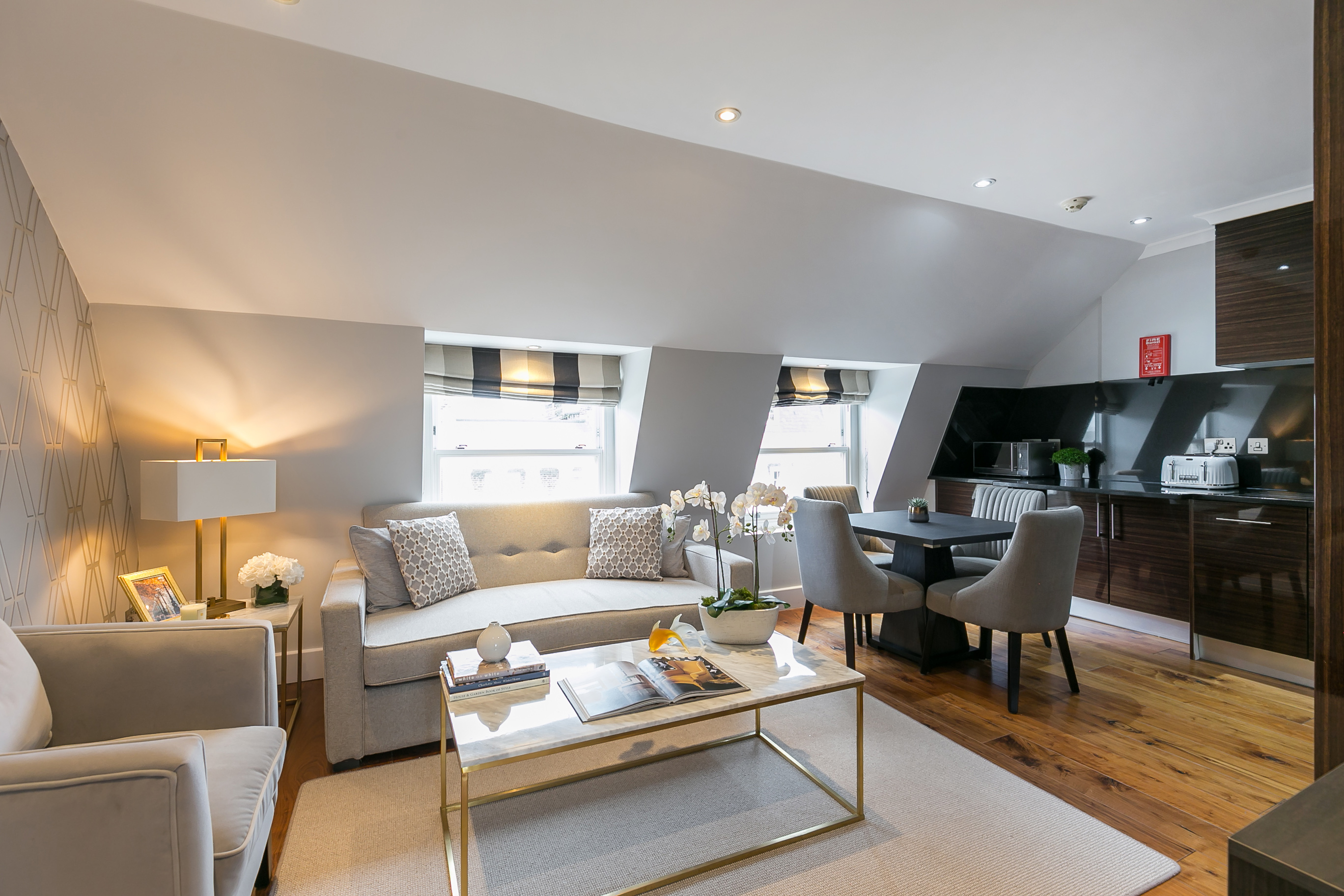 Villa Helm Rowden Bayswater: Luxury 1-Bedroom Apartment with Air Conditioning in Bayswater, London
