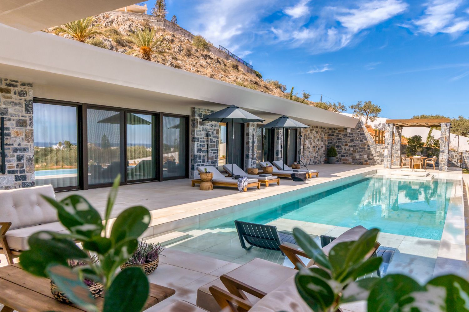 Villa Αμέθυστος Κνωσός Heraklion: 3-Bedroom Villa with Heated Pool and Sea Views in Heraklion,