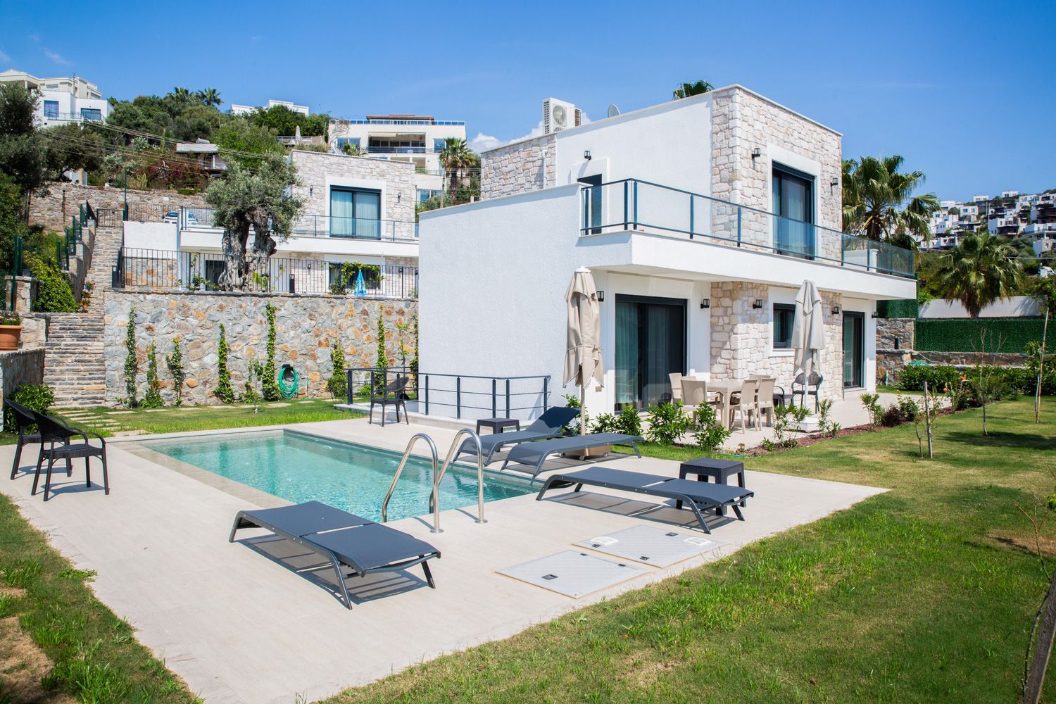 Villa Işıltı Sultanahmet Turkey: 4-Bedroom Villa with Private Pool & Spa Near the Aegean Coas