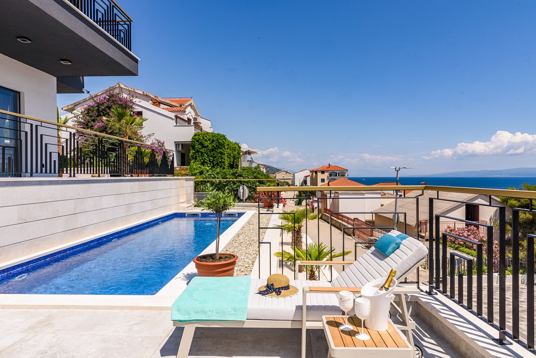 Villa Jadranka Čiovo Trogir: 5-Bedroom Seaview Villa with Heated Pool and Sauna in Trogir