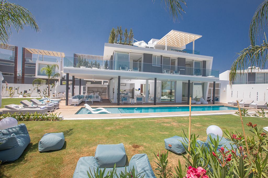 Villa Kaikias Agios Elias Protaras: Luxury 4-Bedroom Villa with Private Pool and Sea Views, Protaras Cyprus