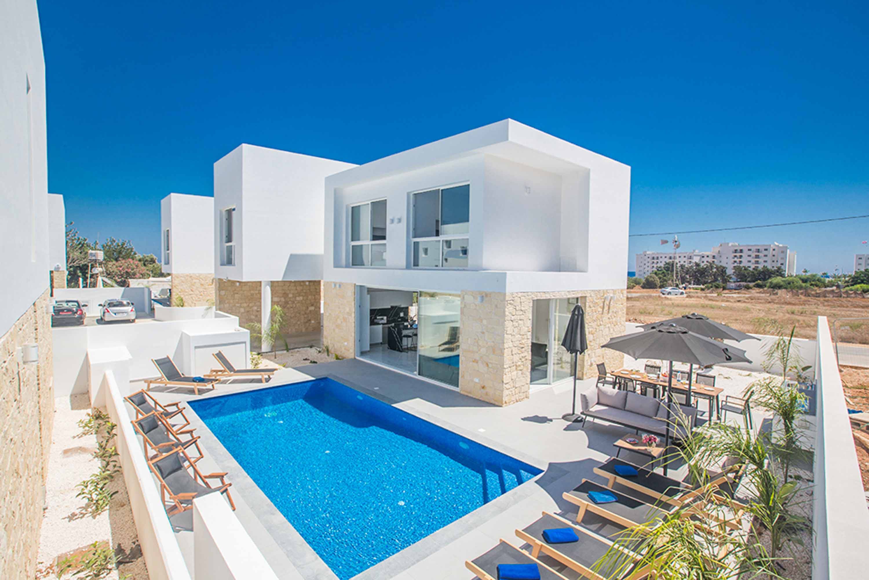 Villa Kaikias Agios Nikolaos Pernera: Luxury 4-Bedroom Apartment with Private Pool and Sea Views, Pernera Cyprus