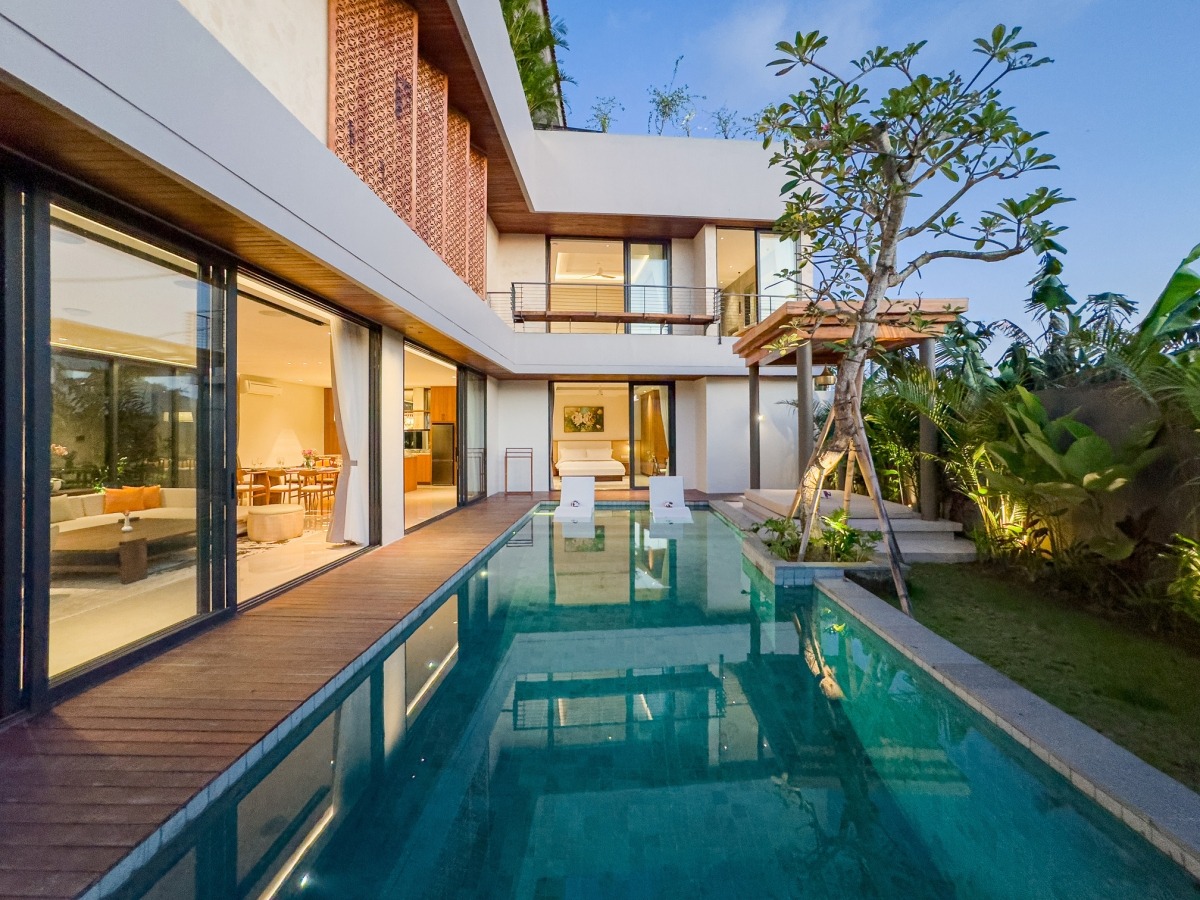 Villa Kembang Petitenget Bali: Luxury 4-Bedroom Apartment with Private Pool, Petitenget Bali