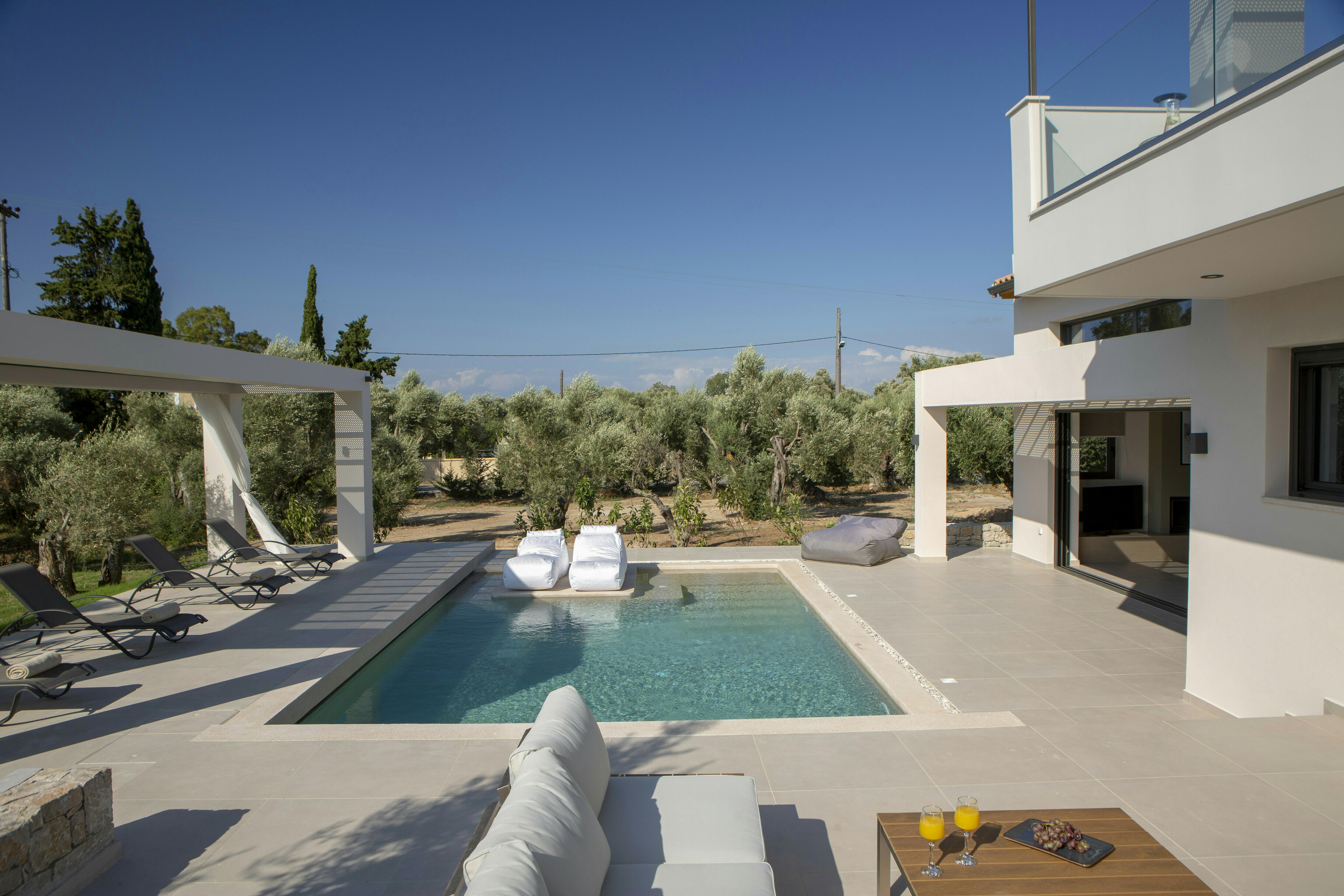 Villa Kokkinos Agios Nikitas Lefkada: Luxury 2-Bedroom Villa with Private Pool and Sea Views, Lefkada
