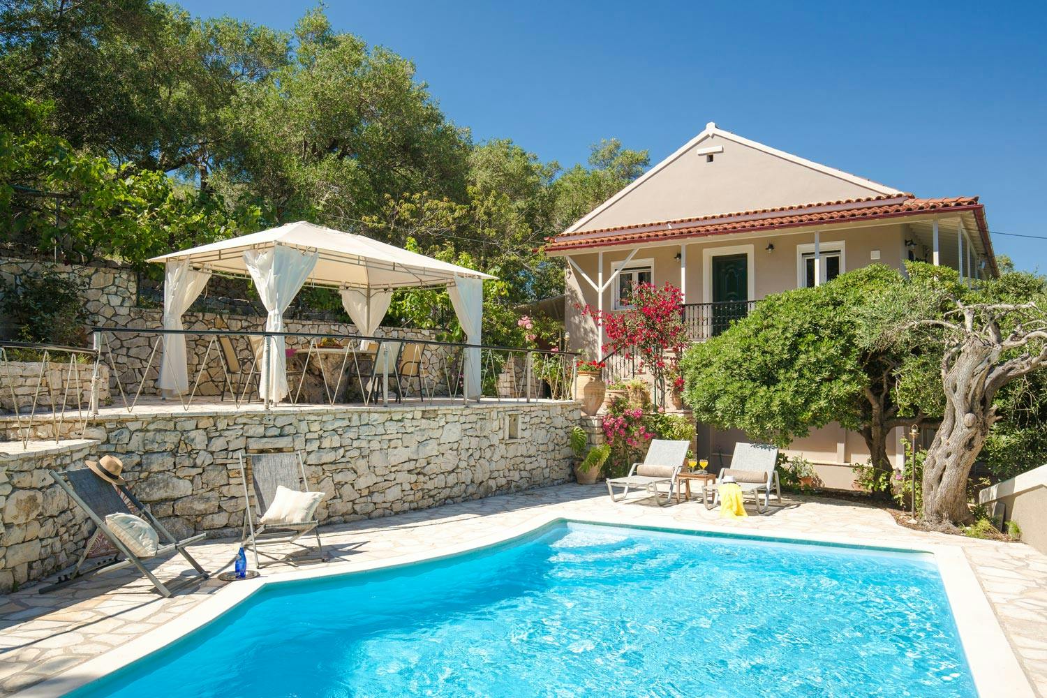 Villa Kokkinos Lakka Paxi: Luxury 3-Bedroom Villa with Private Pool and Sea Views, Paxi