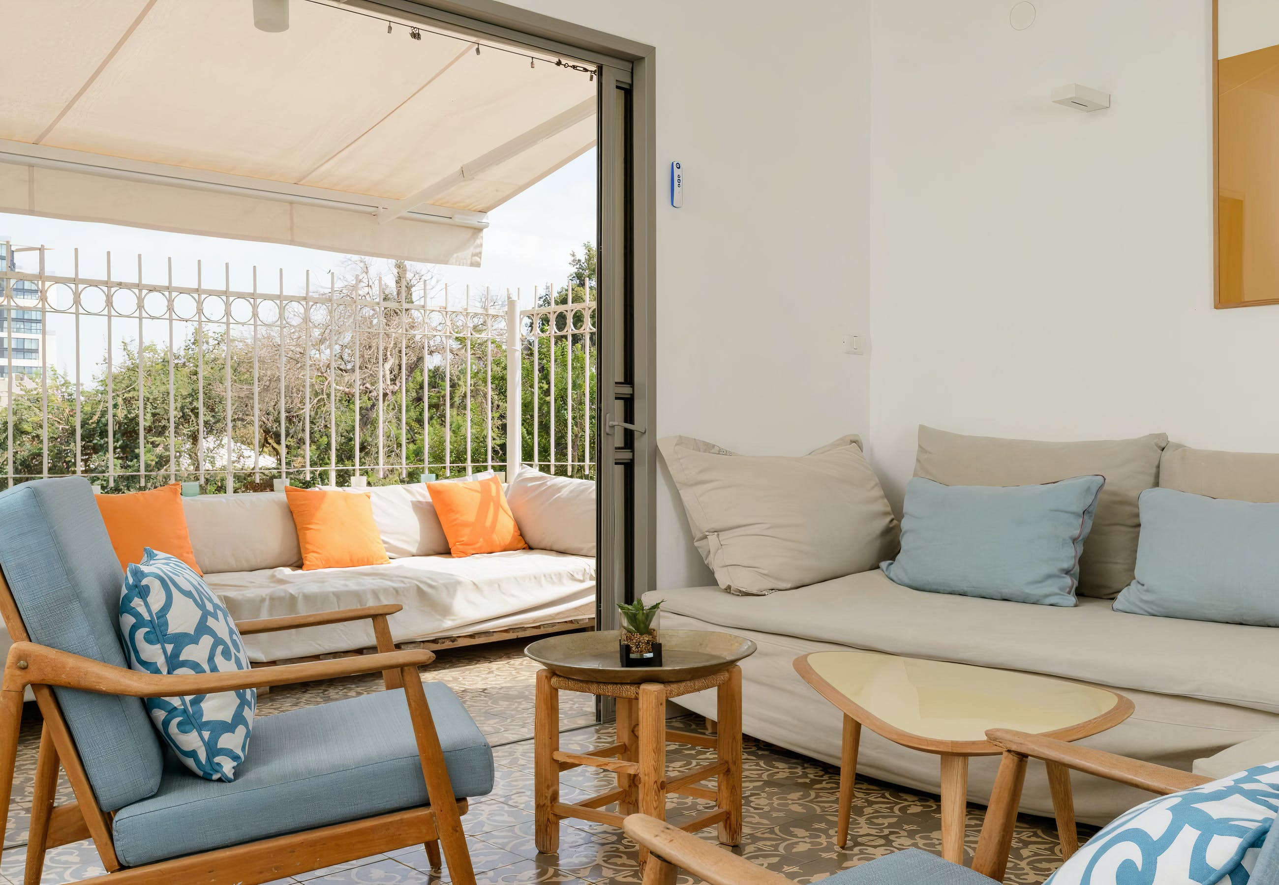 Villa Kokkinos Neve Tzedek: Luxury 2-Bedroom Penthouse with Sea View and Spa, Neve Tzedek Tel Aviv