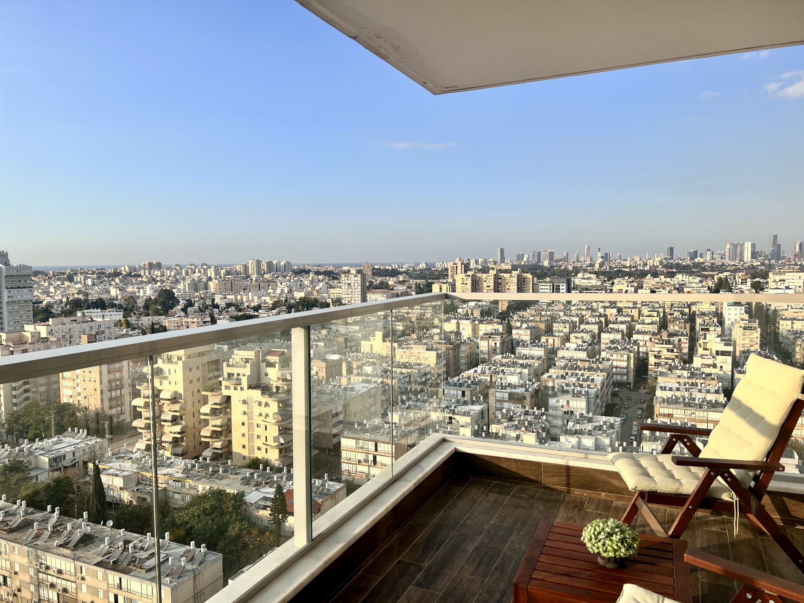 Villa Kokkinos Neve Tzedek Tel Aviv: Luxury 3-Bedroom Apartment with Sea Views and Spa, Tel Aviv City Centre