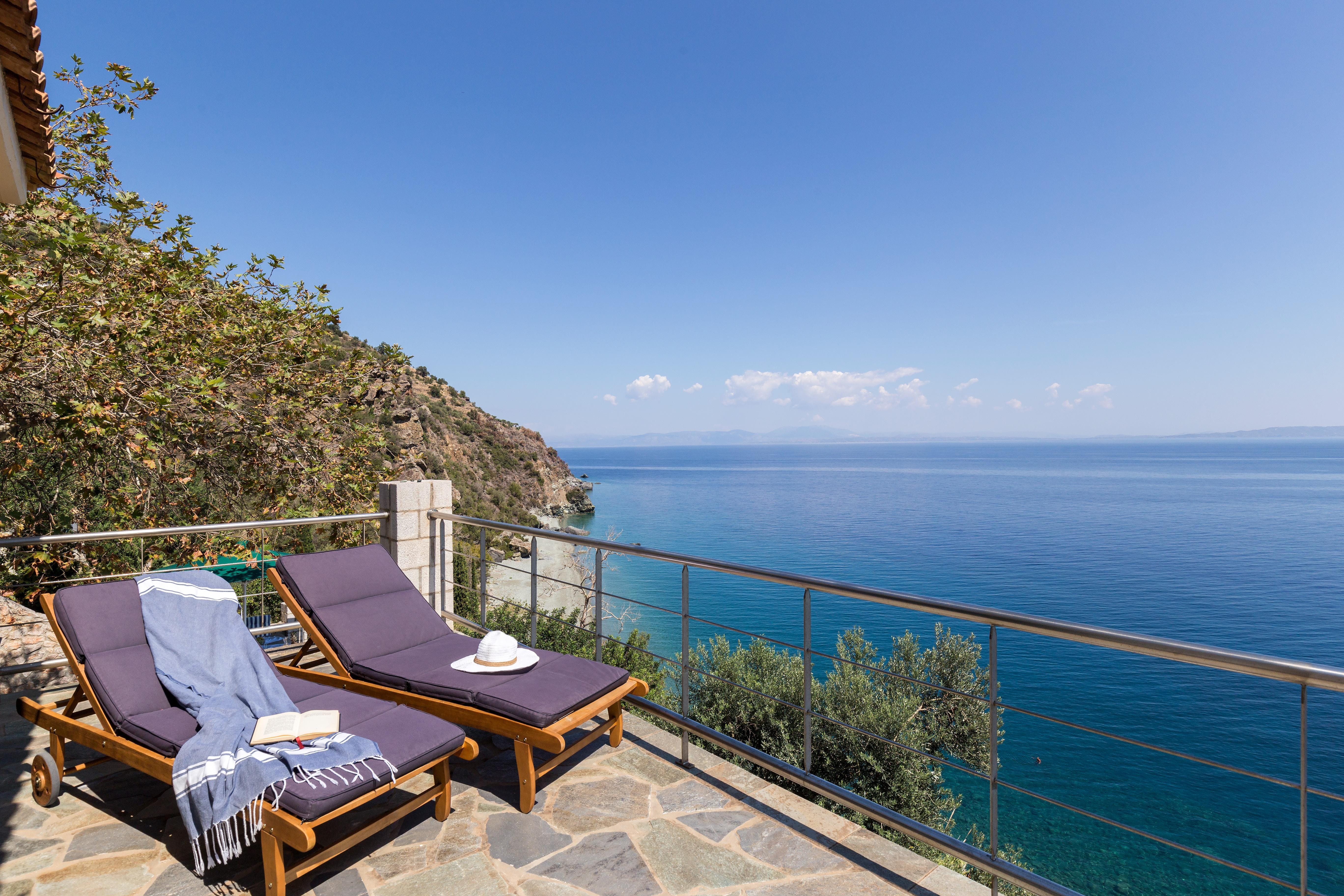 Villa Kokkinos Perivolia Arcadia: Luxury 4-Bedroom Apartment with Seaview and Spa, Arcadia Greece