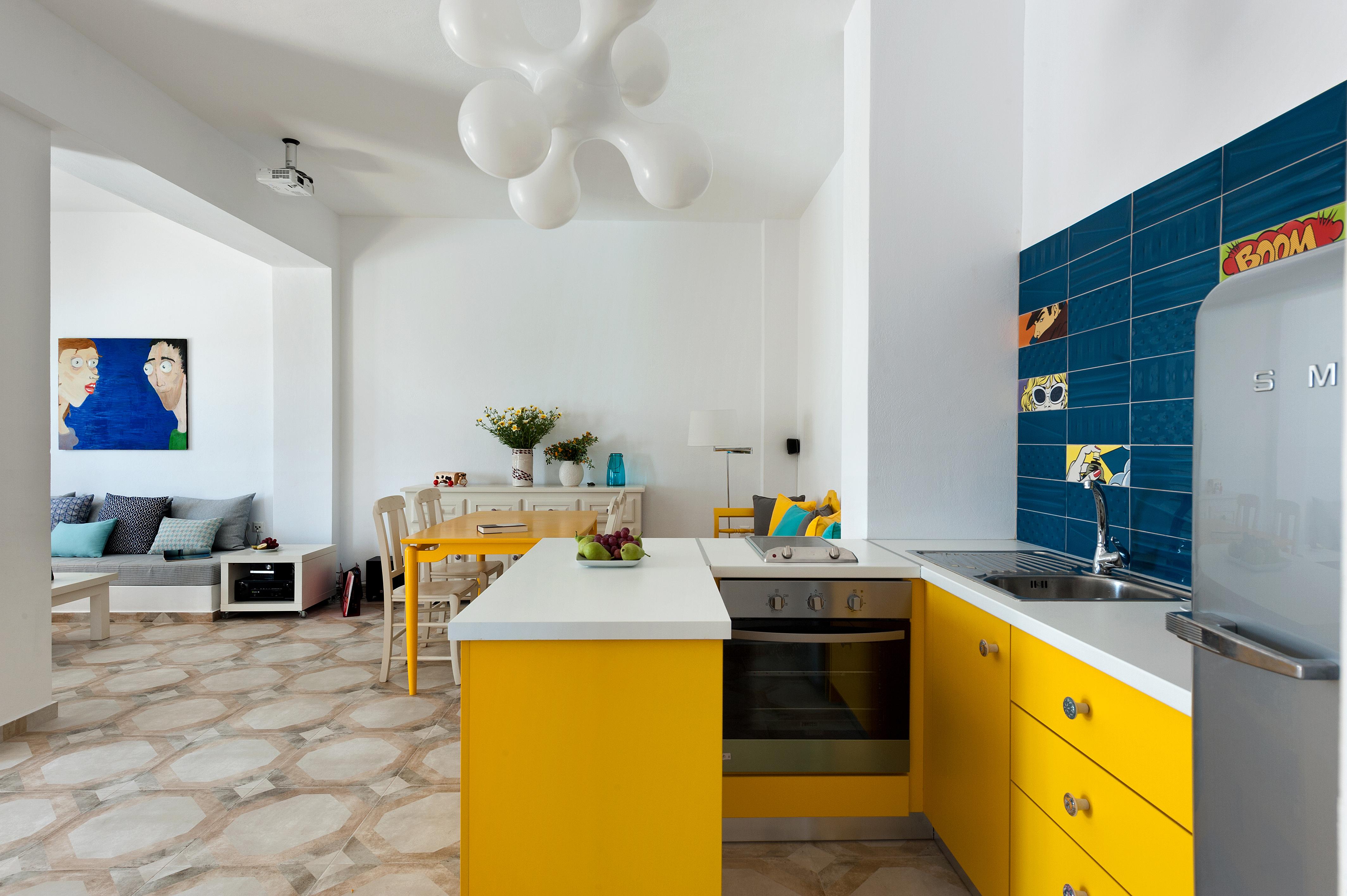 Villa Kyanos Exomytis Santorini: Luxury 6-Bedroom Villa with Swimming Pool and Sea Views, Santorini