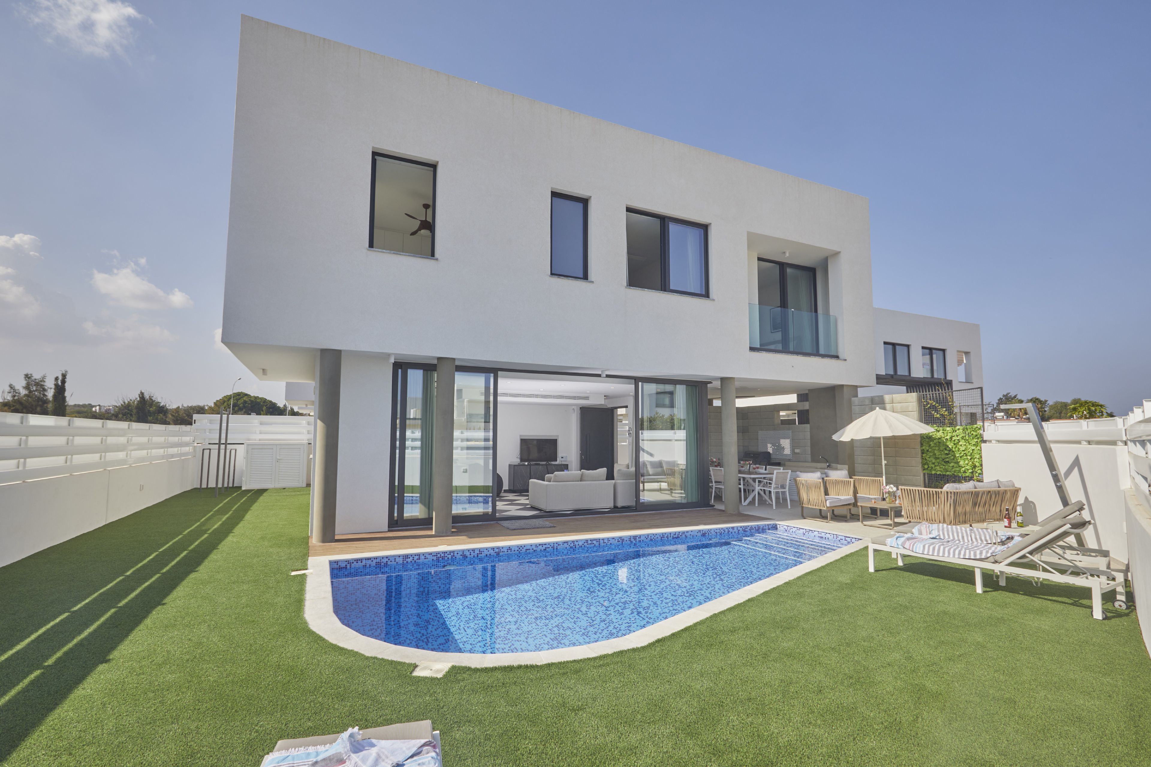 Villa Kyanos Kapparis Protaras: Luxury 3-Bedroom Villa with Private Pool and Sea Views, Protaras Cyprus