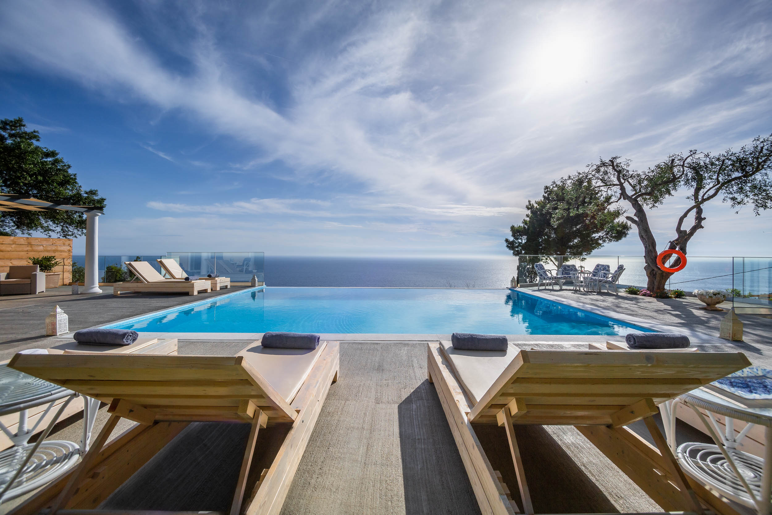 Villa Kyanos Lofos Kanoni: Luxury 4-Bedroom Villa with Private Pool and Sea Views, Corfu
