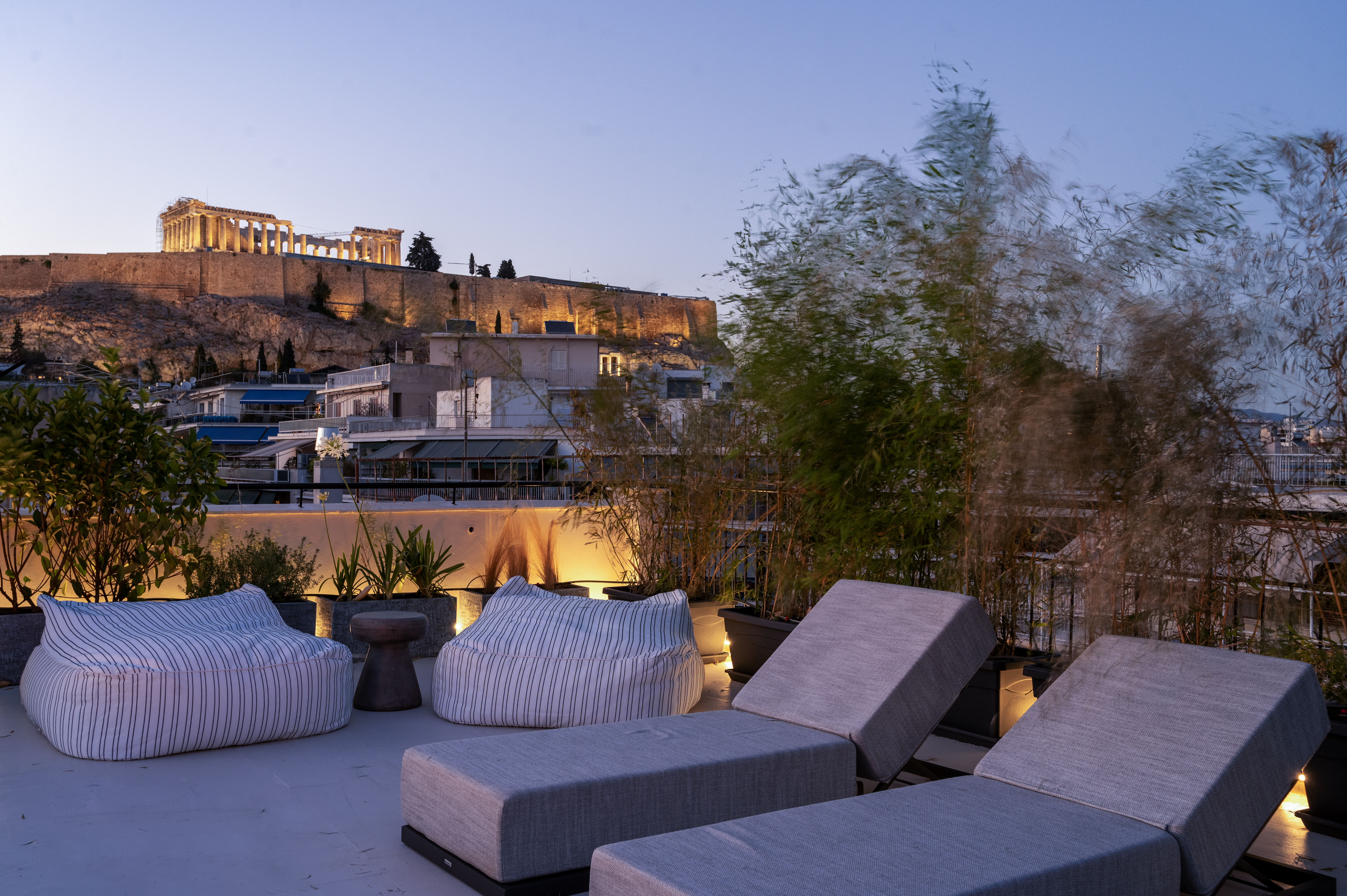 Villa Kyanos Lofos Plaka Athens: Luxury 5-Bedroom Apartment with Hot Tub and City Views, Athens
