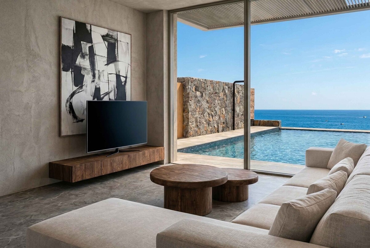 Villa Kyanos Pacheia Ierapetra: Luxury 3-Bedroom Villa with Private Pool and Sea Views, Crete