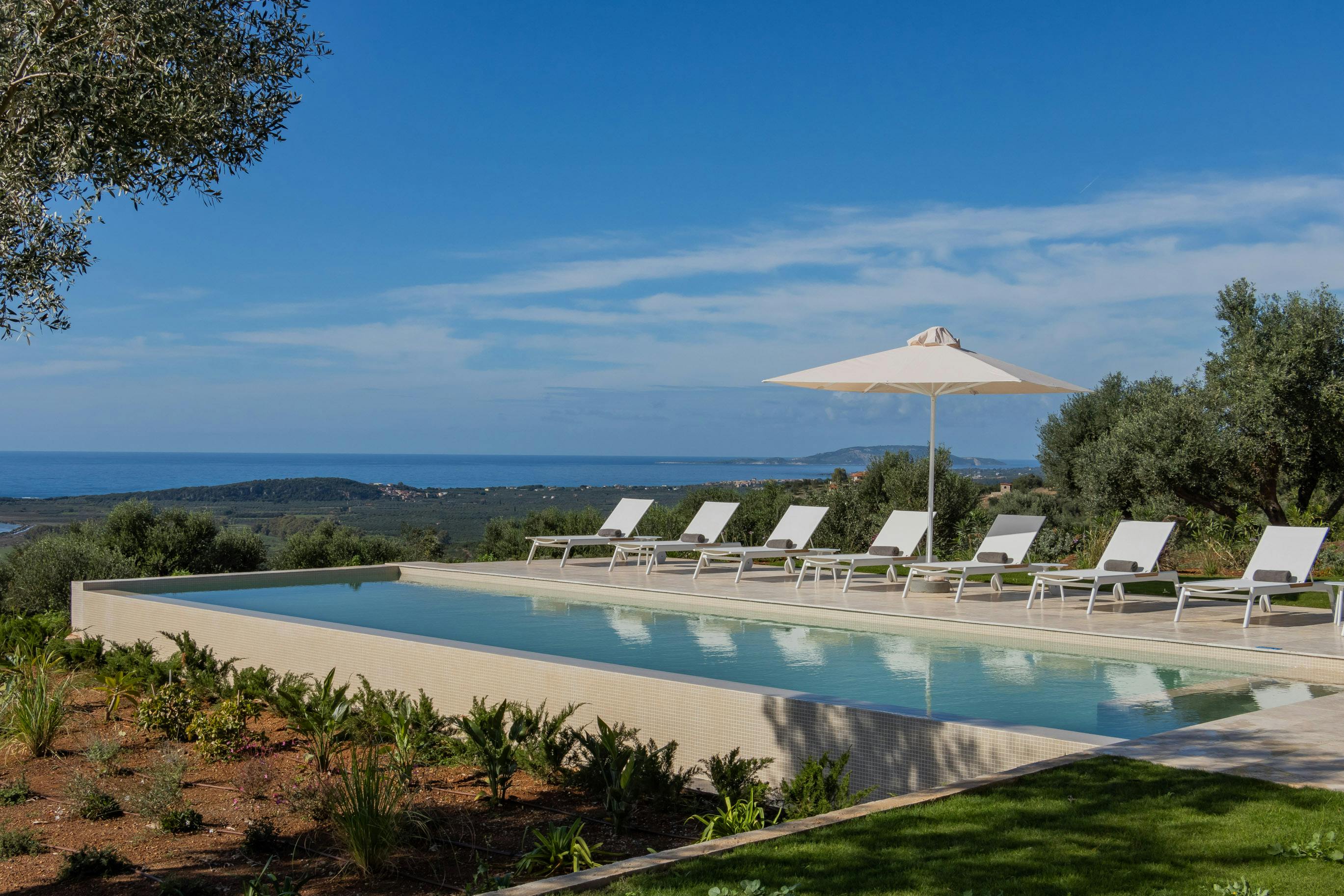 Villa Kyanos Palaiokastro Pylos: Luxury 5-Bedroom Villa with Private Pool and Sea Views, Messenia