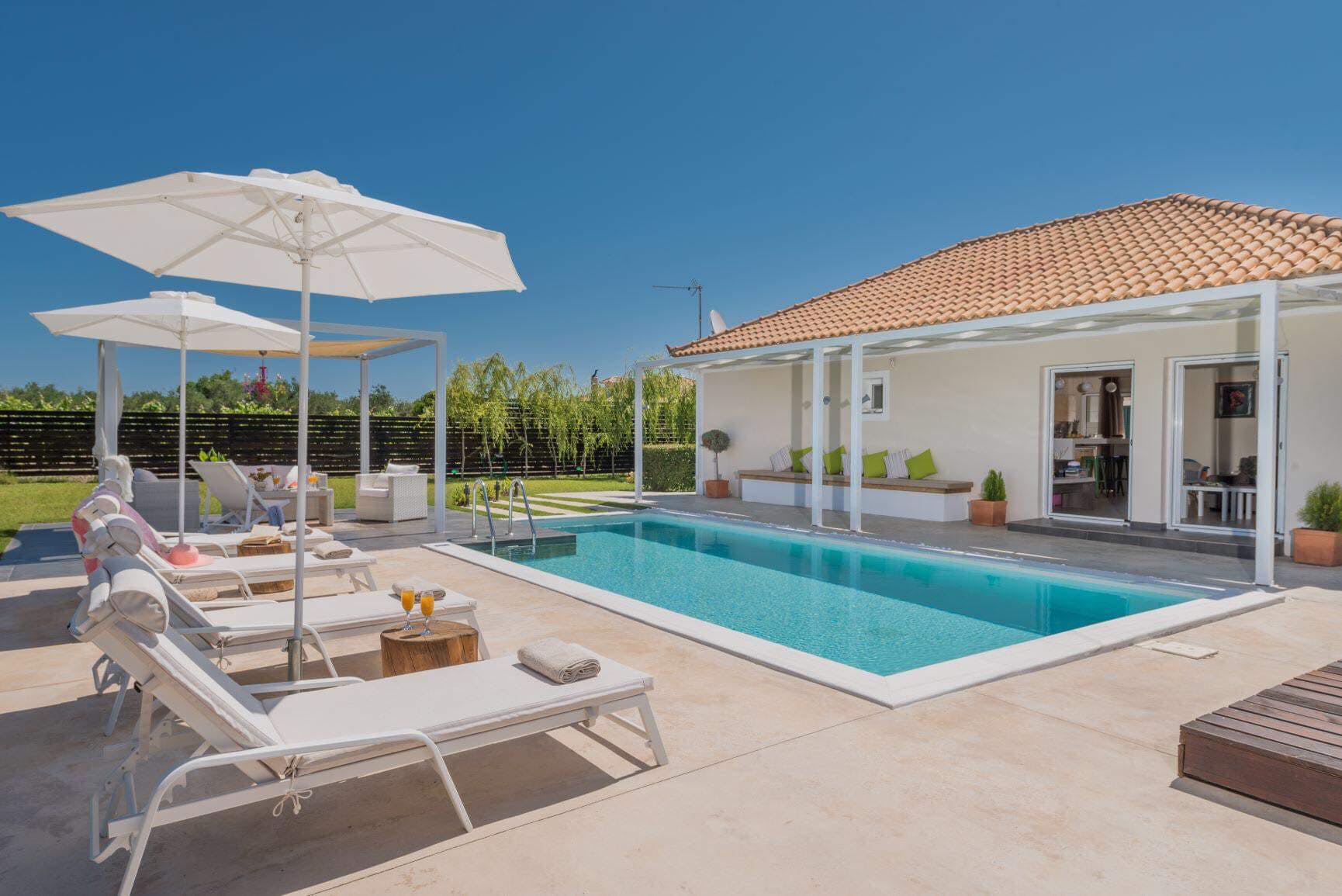 Villa Kyanos Stoa Tsilivi: Luxury 2-Bedroom Apartment with Sea View and Spa, Tsilivi Zakynthos