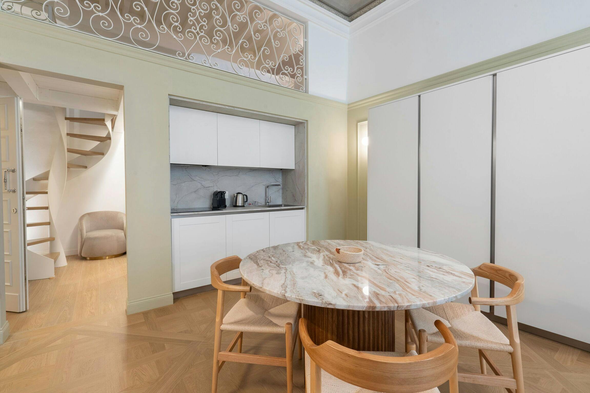 Villa Levante Bellosguardo Firenze: Luxury 1-Bedroom Apartment with Spa and Air-Con Near Duomo, Florence