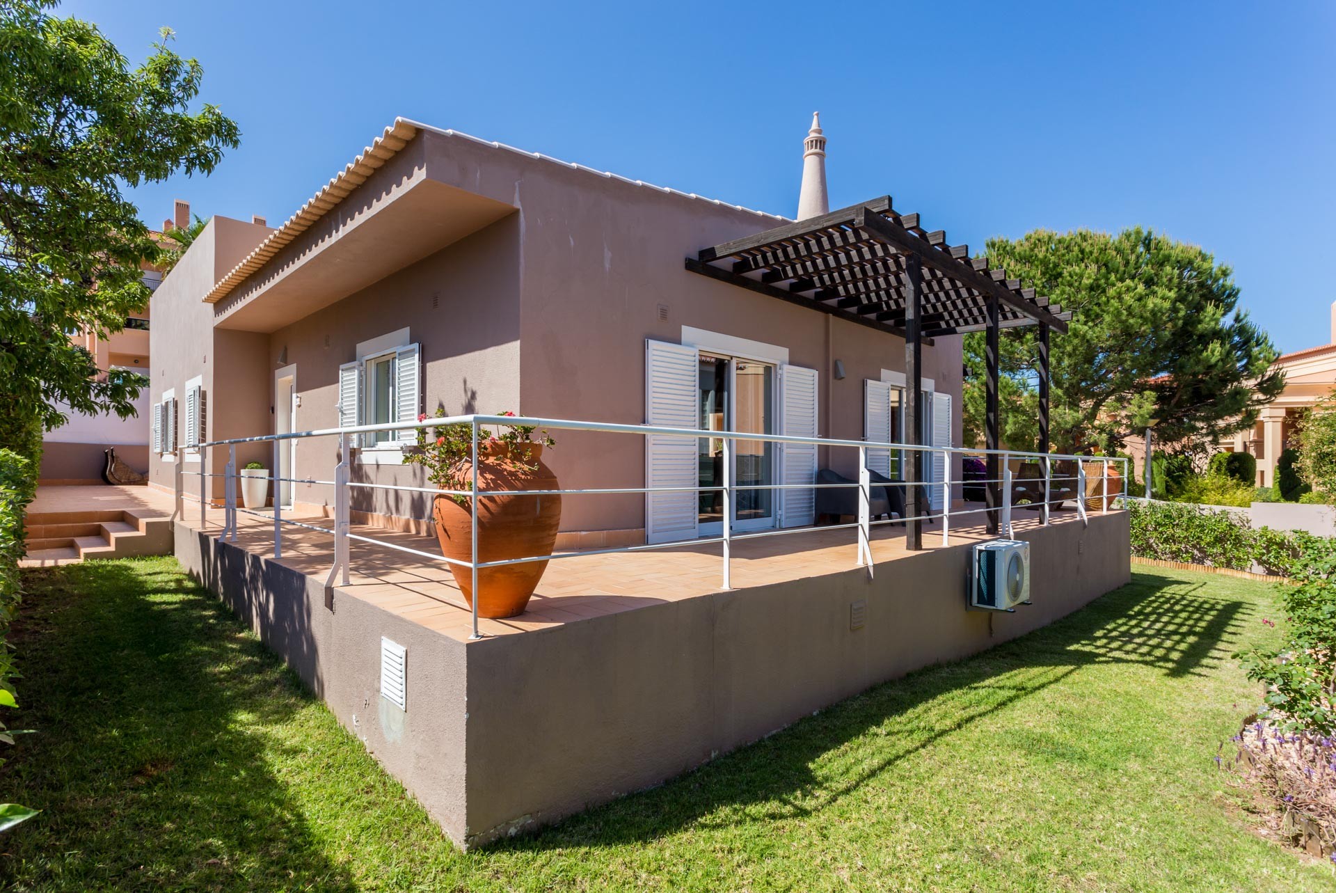 Villa Levante Burgau Lagos: Luxury 4-Bedroom Apartment with Sea Views and Spa, Lagos Algarve