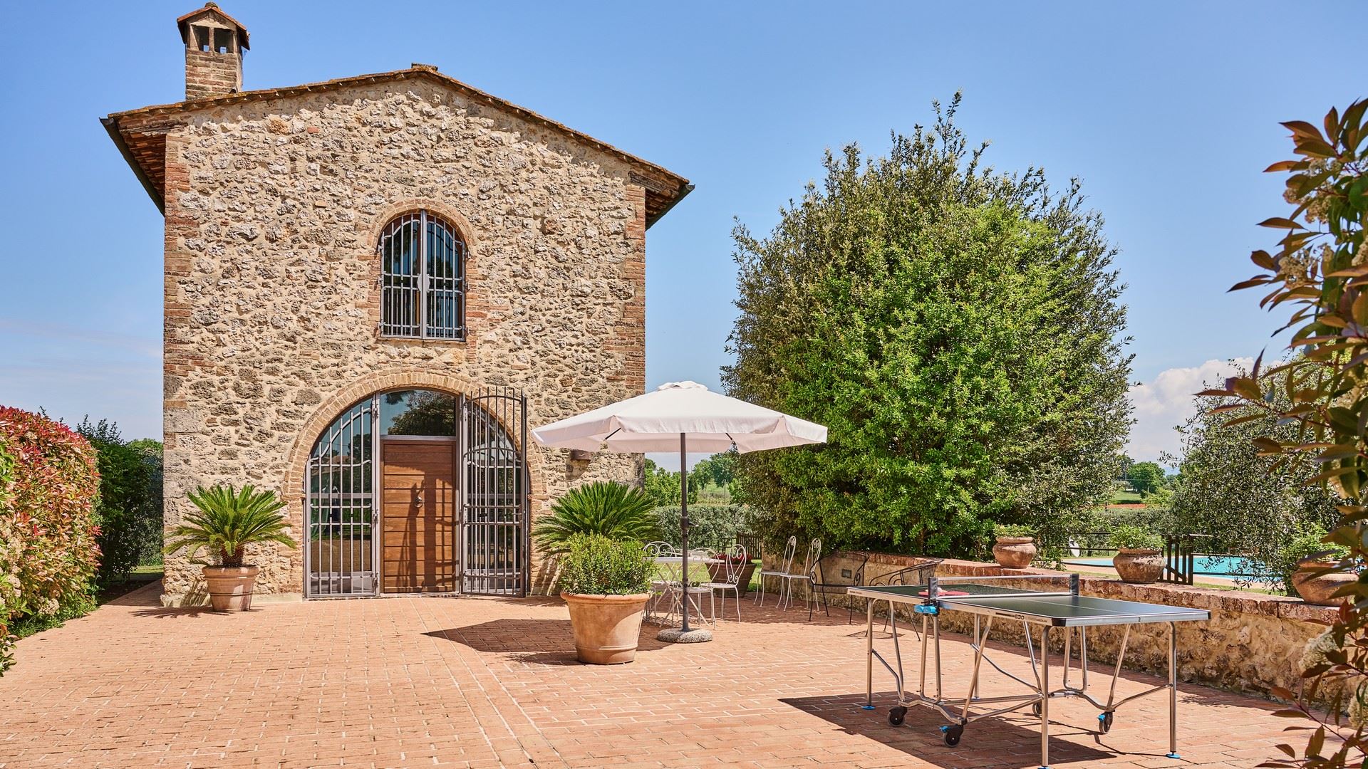 Villa Levante Campiglia Chianti: Luxury 2-Bedroom Villa with Private Pool and Air-Con, Chianti Tuscany