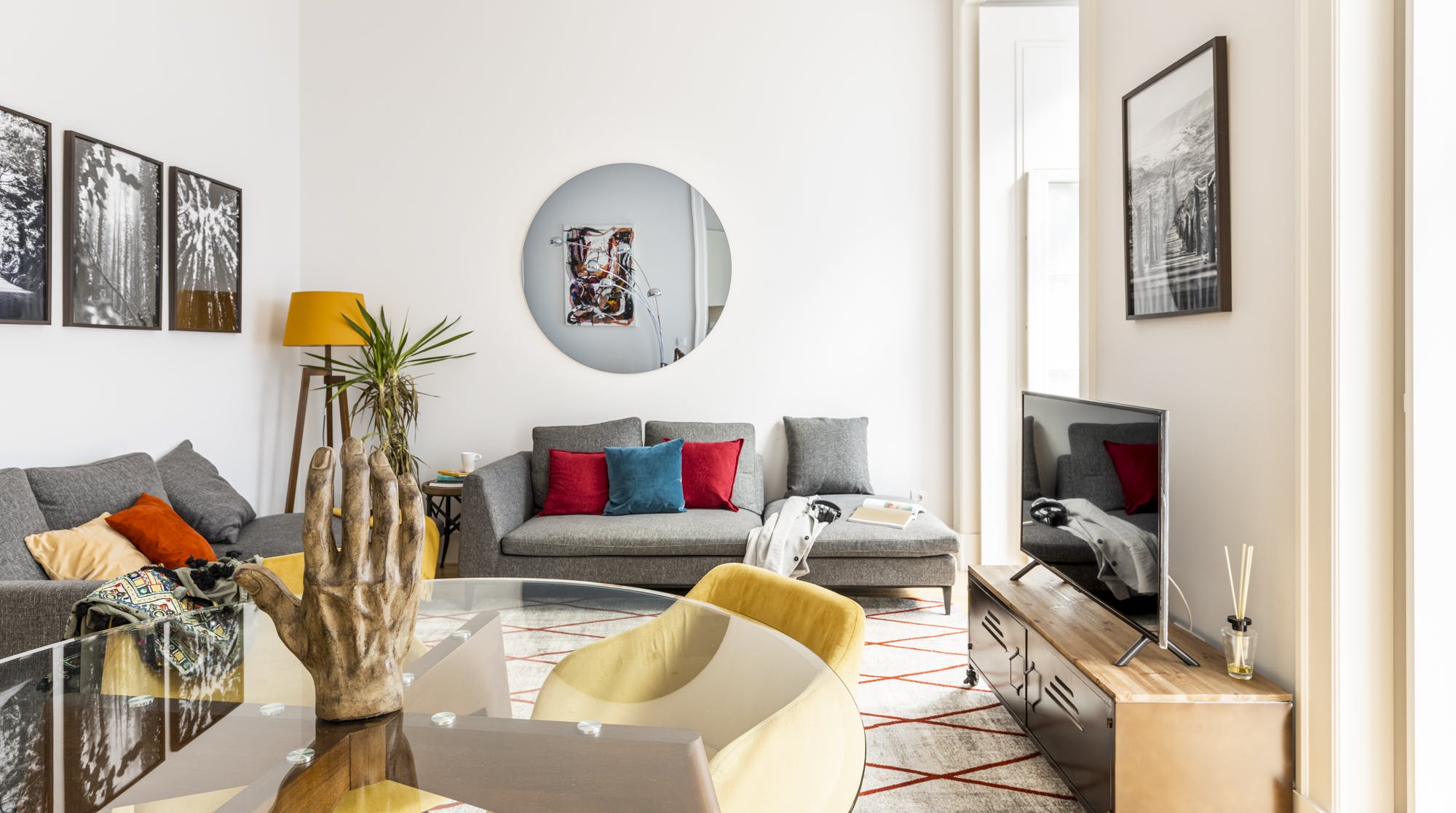 Villa Levante Carmim São Bento Lisboa: Luxury 2-Bedroom Apartment with Sea Views and Air Conditioning, Chiado Lisbon