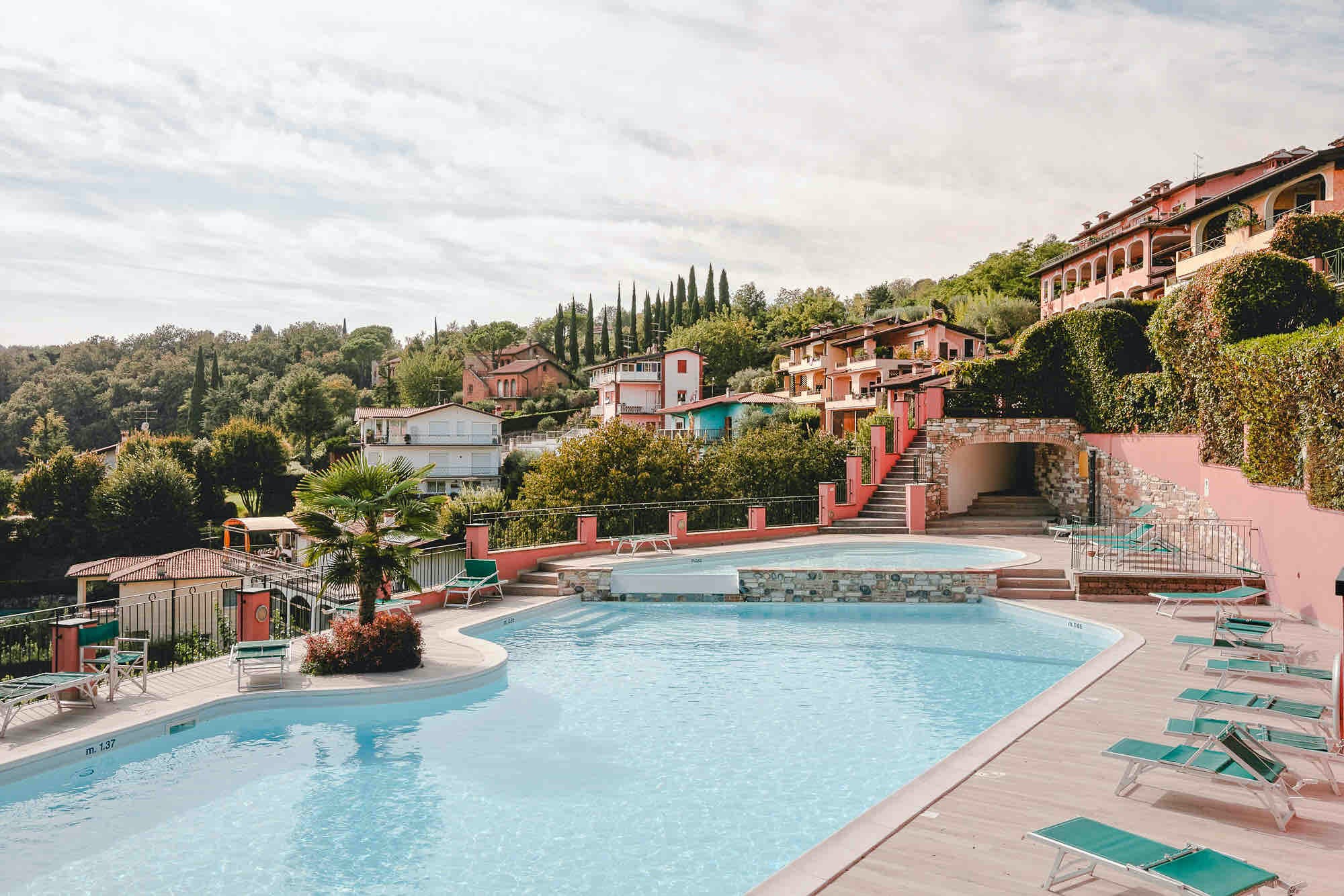 Villa Levante Castello Padenghe: Luxury 2-Bedroom Villa with Shared Pool and Lake Views, Brescia