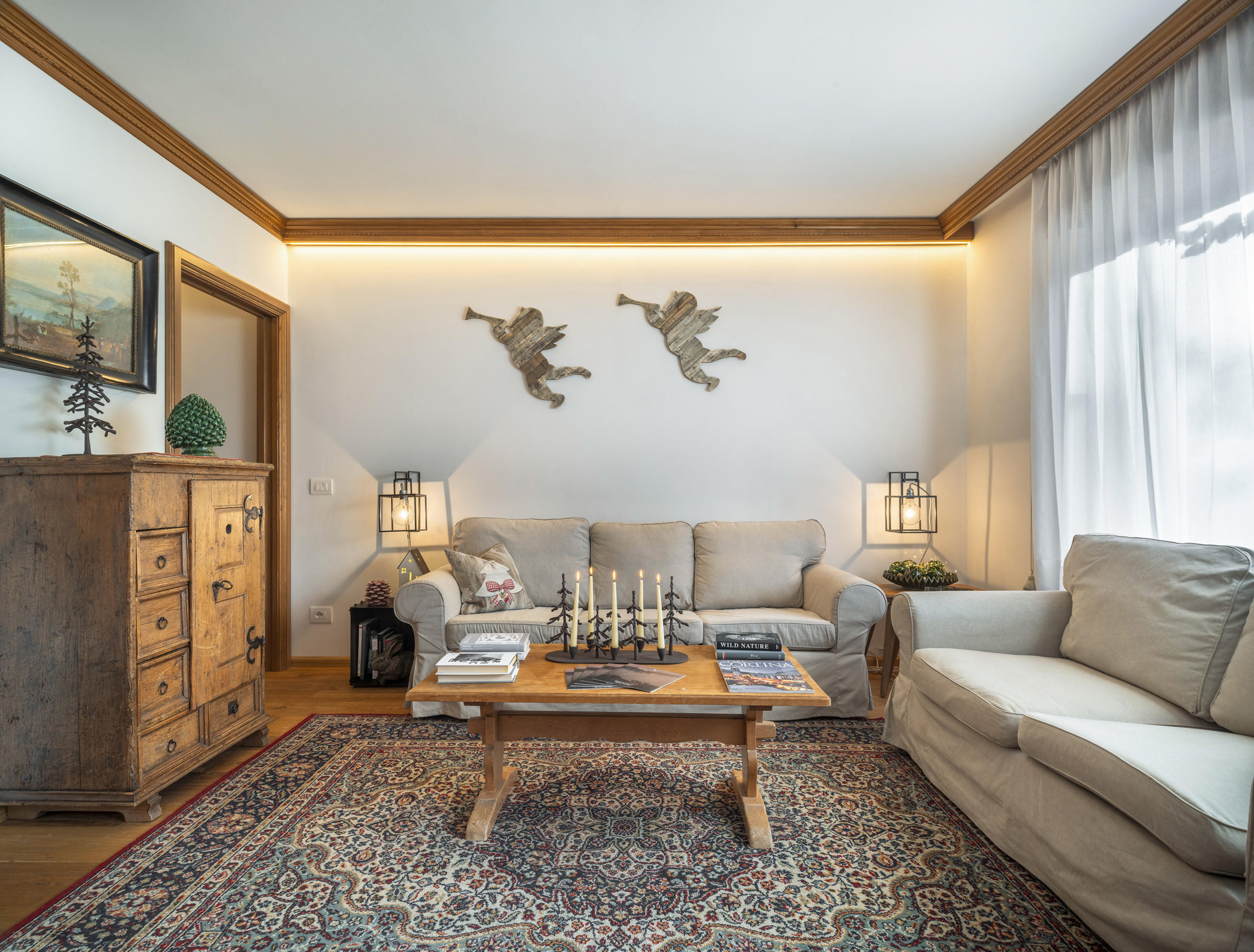 Villa Levante Cianderies Belluno: Luxury 3-Bedroom Ski Chalet Apartment with Lake Views, Belluno