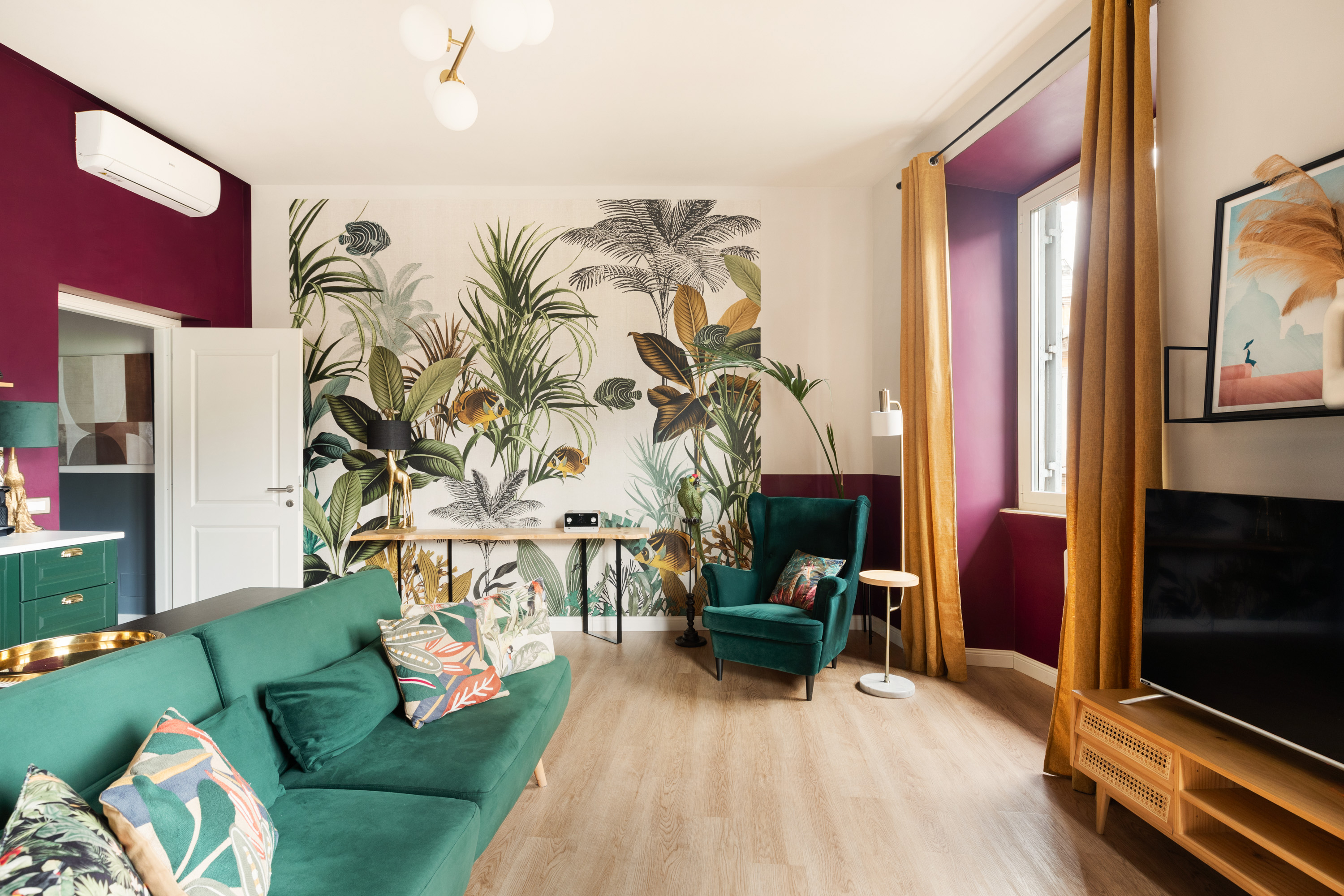 Villa Levante Gianicolo Trastevere Roma: Luxury 2-Bedroom Apartment with Air-Con and Private Parking, Trastevere Rome