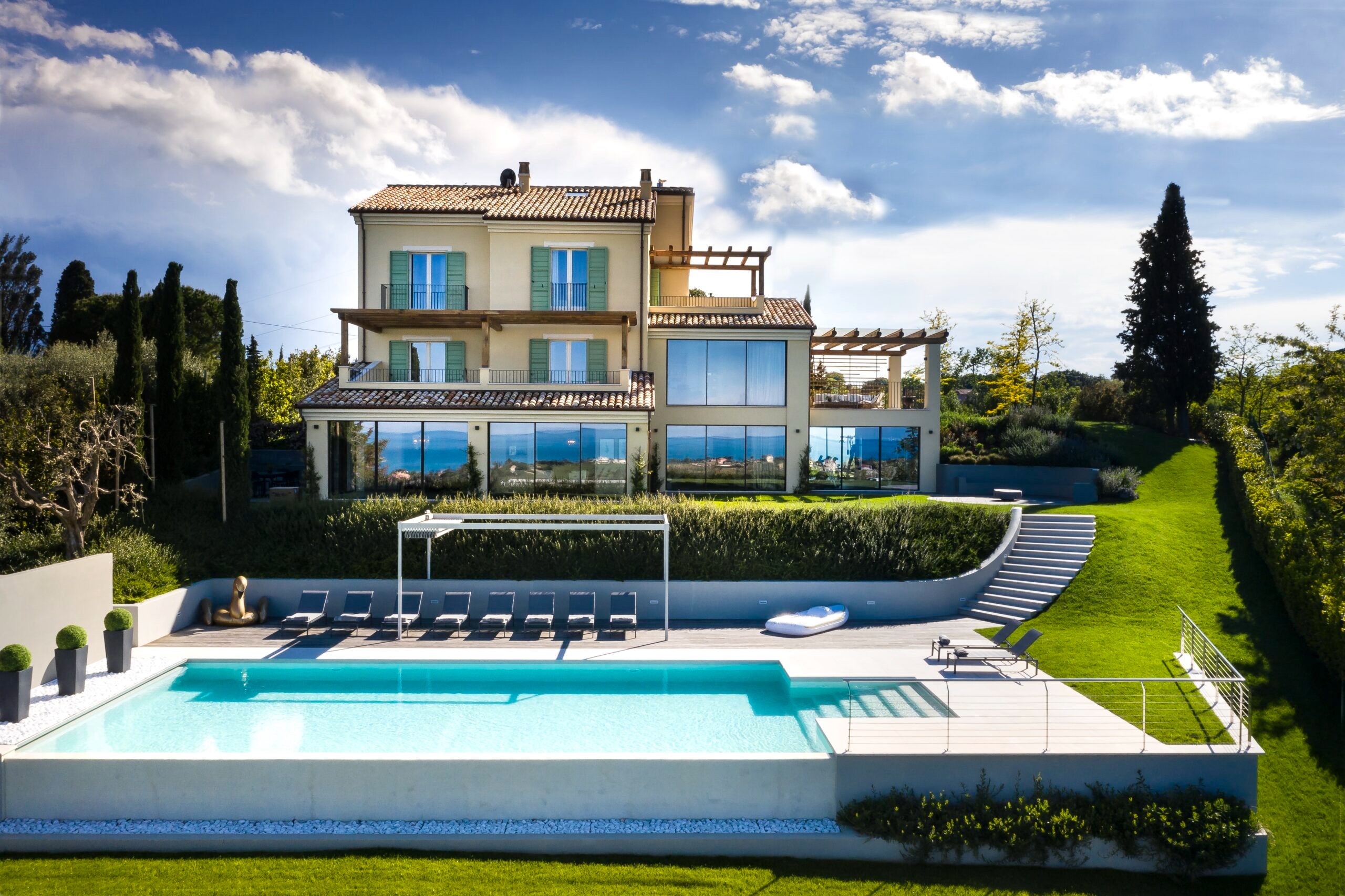 Villa Levante Grotta Civitanova: Luxury 6-Bedroom Villa with Infinity Pool and Private Spa, Marche