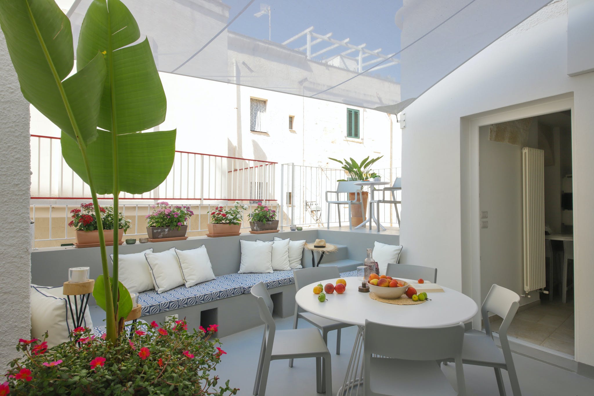 Villa Levante Lamione Cala Paradiso Monopoli: Luxury 2-Bedroom Apartment with Sea View and Spa Near Beach, Monopoli