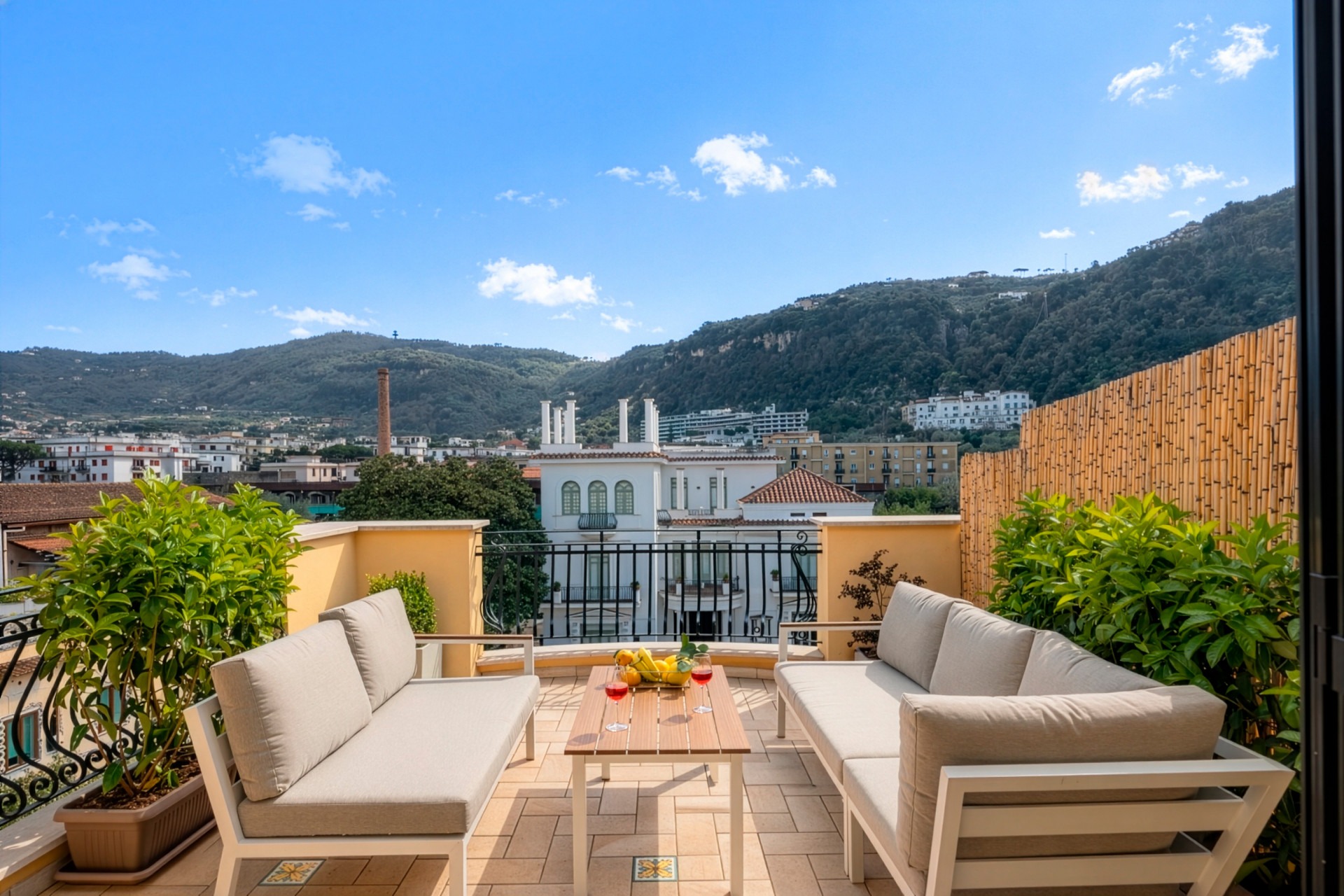 Villa Levante Marina San Francesco Sorrento: Luxury 2-Bedroom Apartment with Spa and Air-Con in Sorrento