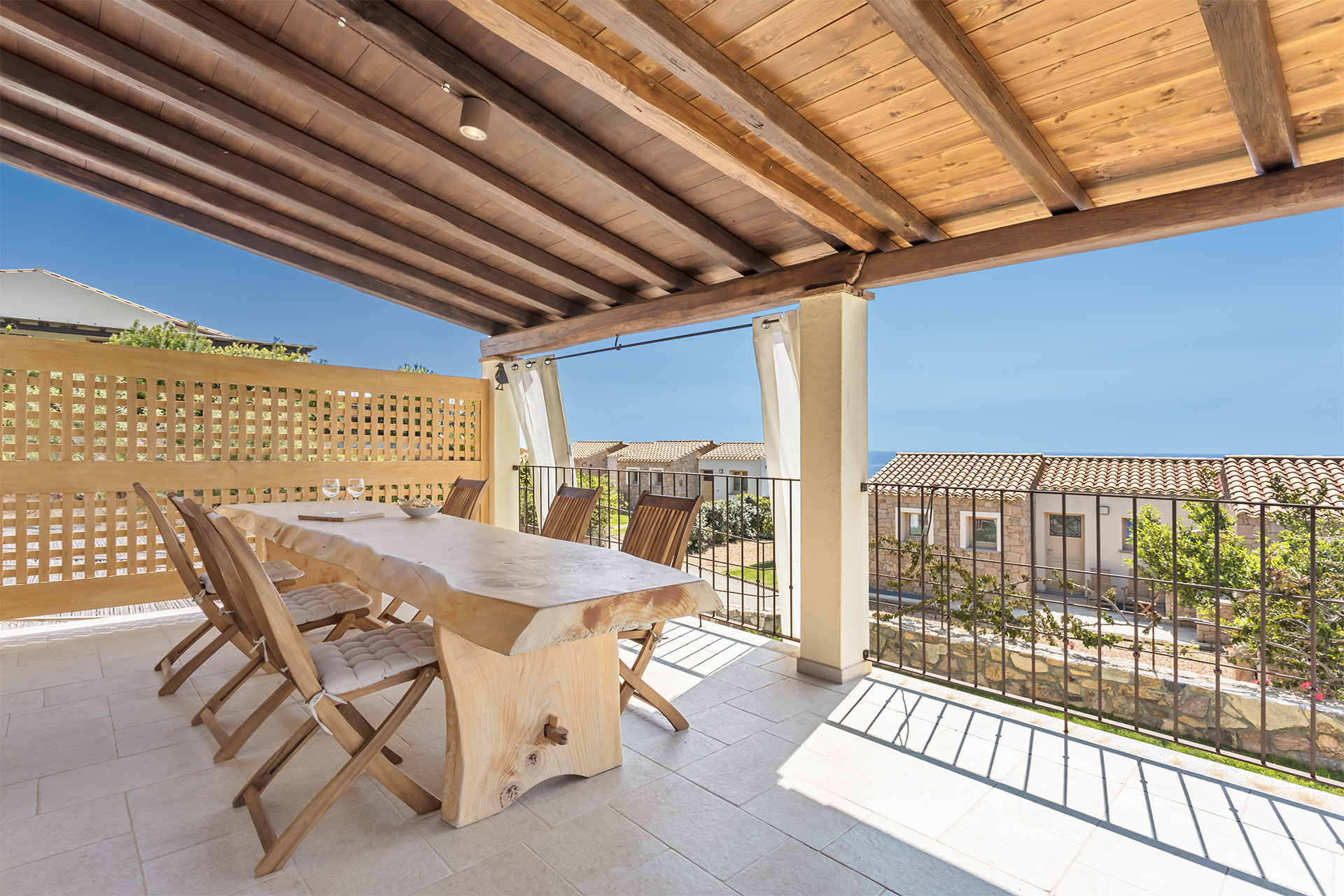 Villa Levante Oleandro Cala Brandinchi: Luxury 2-Bedroom Villa with Sea View and Pool, Cala Brandinchi Sardinia