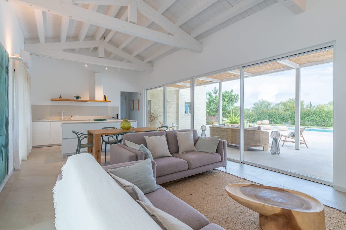 Villa Levante Oleandro Fontane: Luxury 3-Bedroom Villa with Private Pool and Sea Views, Fontane Bianche Sicily