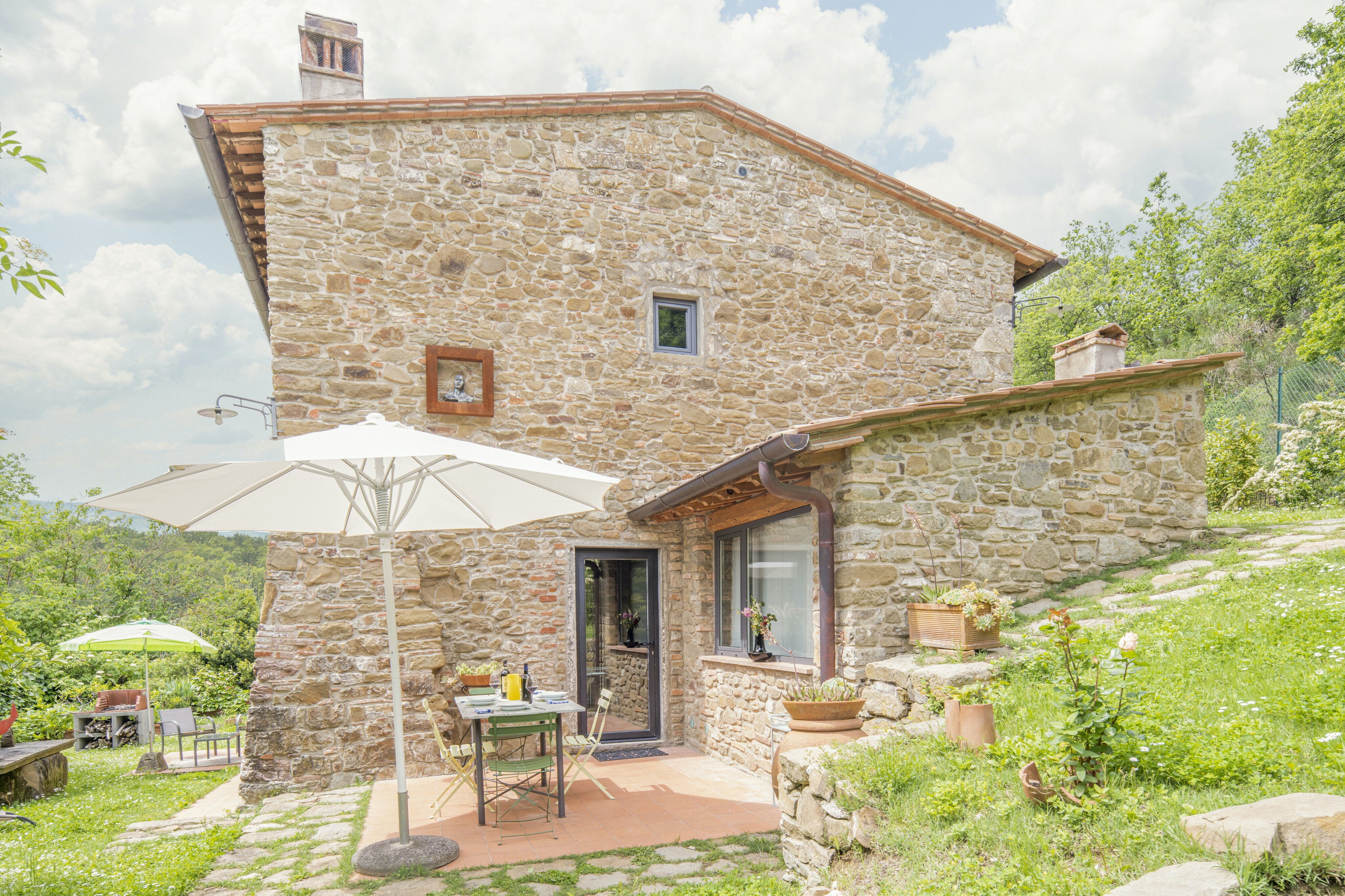 Villa Levante Poggio Greve: Luxury 4-Bedroom Villa with Air-Con and Private Parking, Chianti