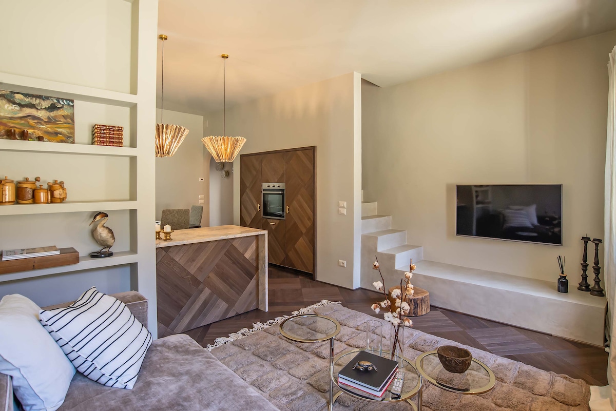 Villa Levante Porcellino Firenze: Luxury 3-Bedroom Villa with Air-Con and Terrace in Pitti, Florence