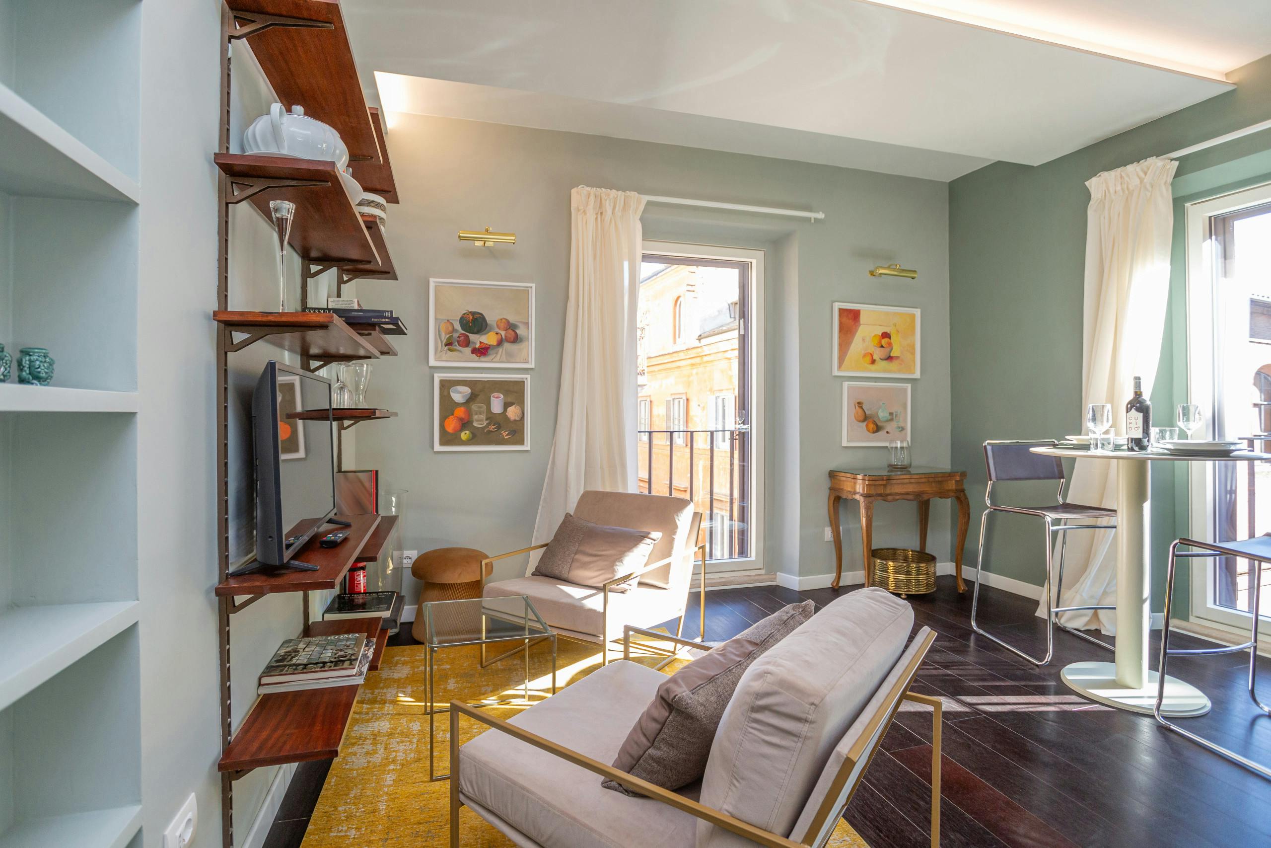 Villa Levante Sallustiano Roma: Chic 1-Bedroom Townhouse Apartment with Spa and Private Parking, Rome